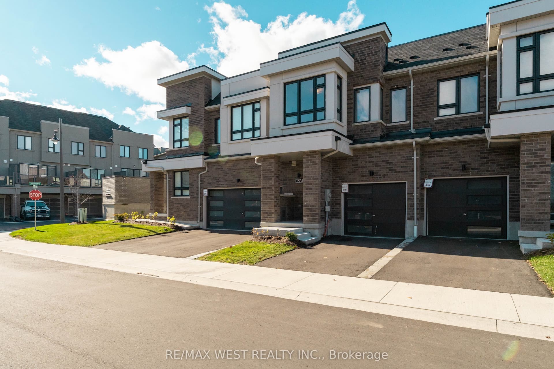 153 Sailors Landing Drive — photo 1