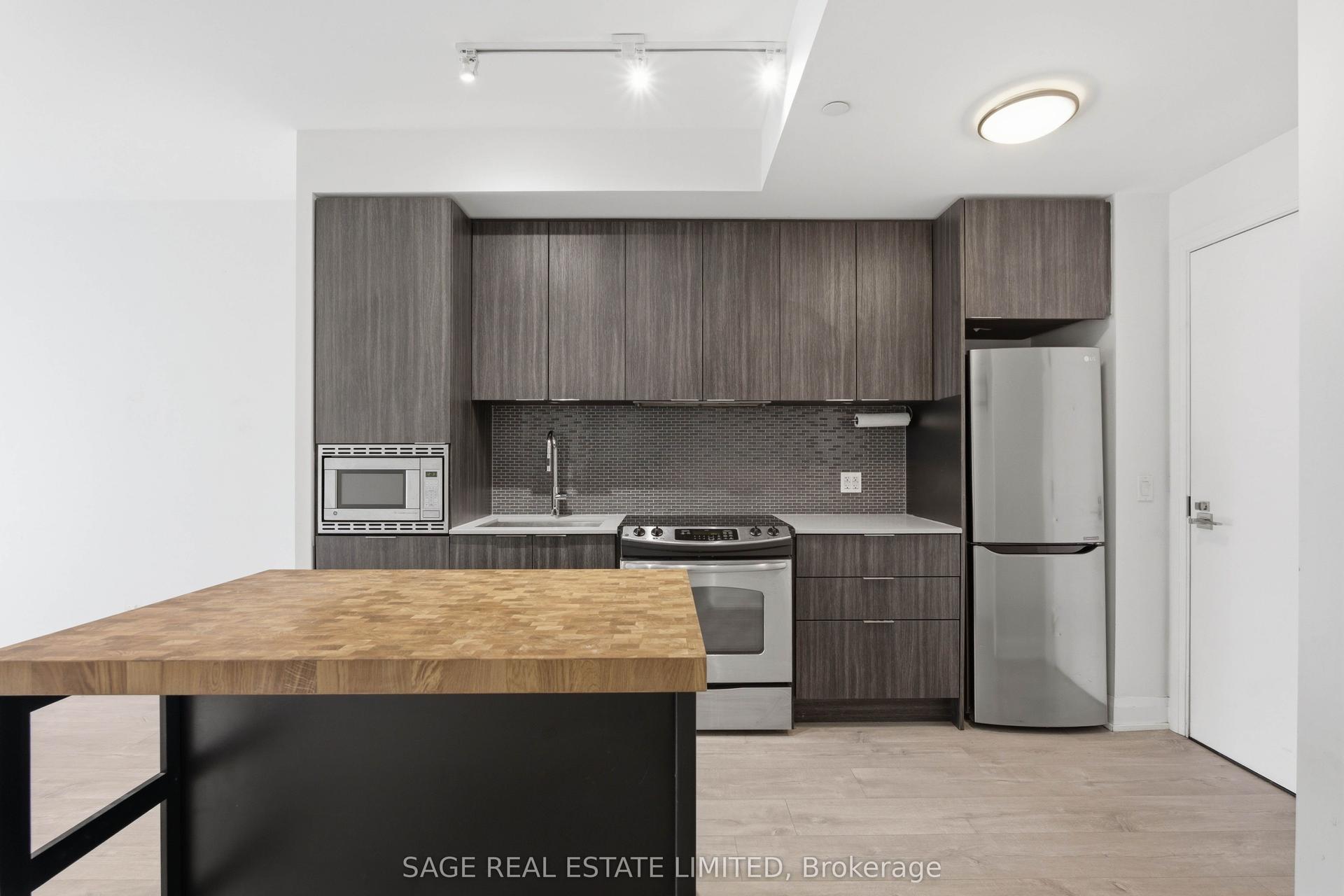 110 Marine Parade Drive 1407 #1407 — photo 1