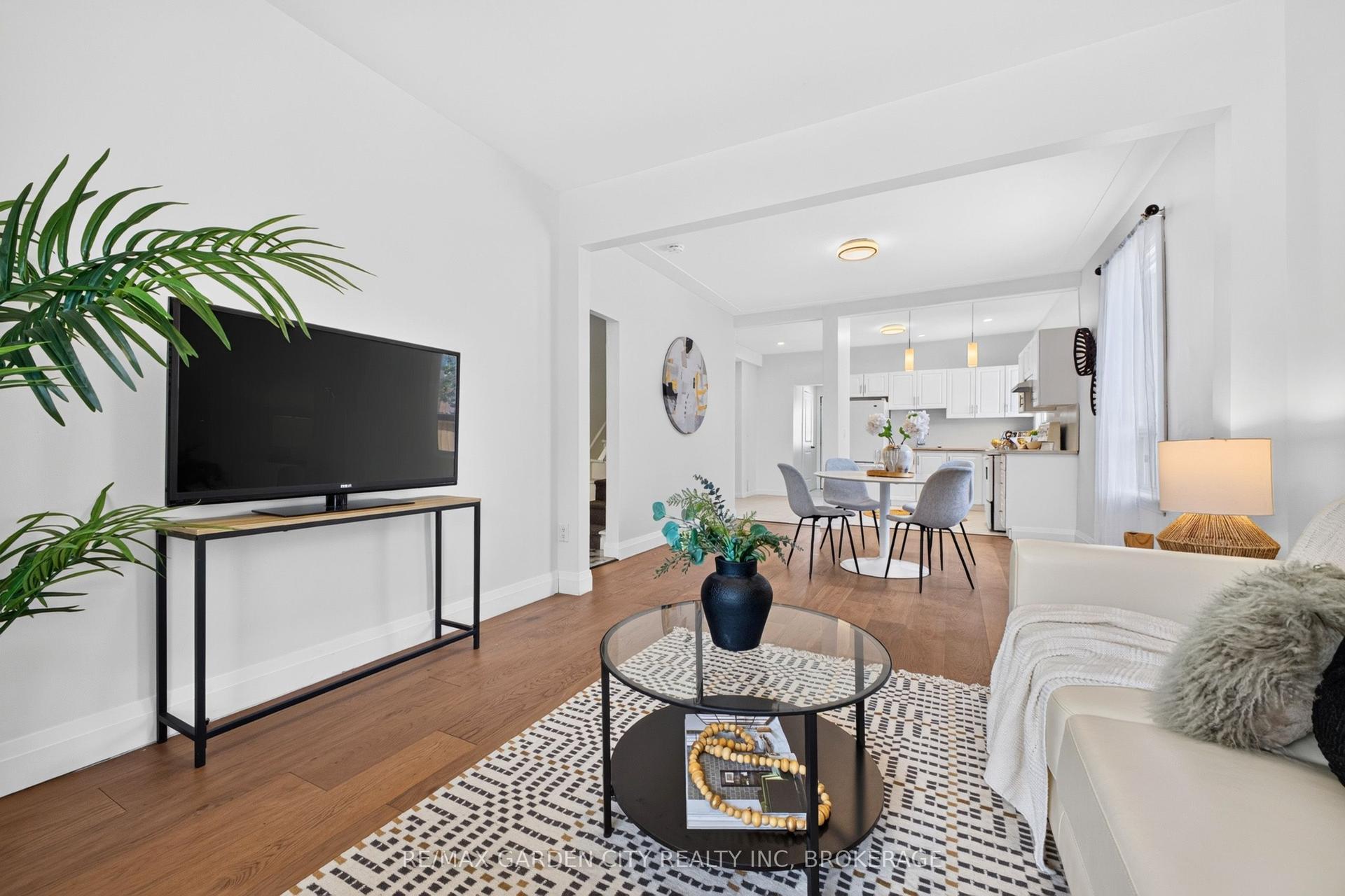 75 Keith Street, Hamilton — Detached for sale, photo 1