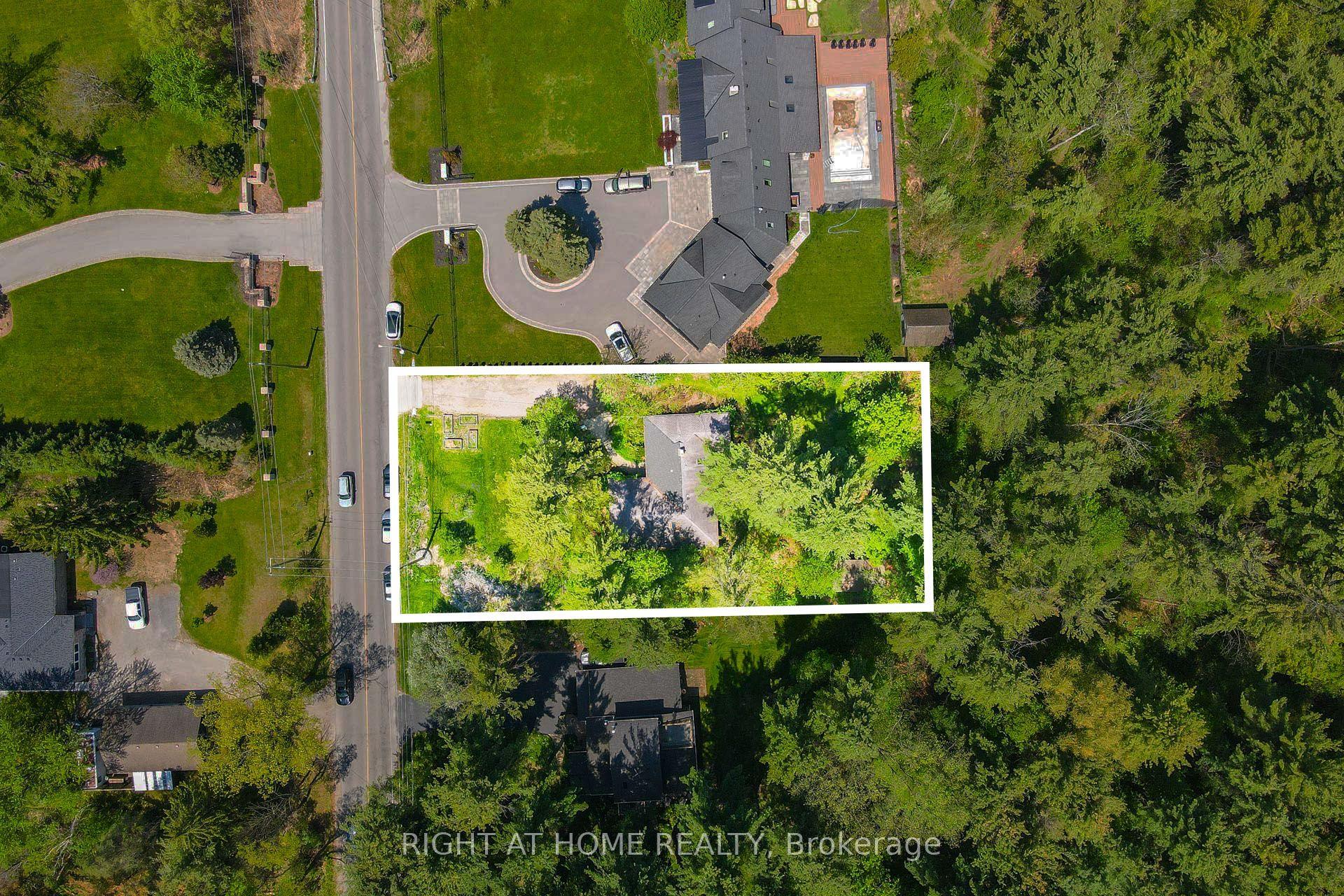 255 Shaver Road — photo 1