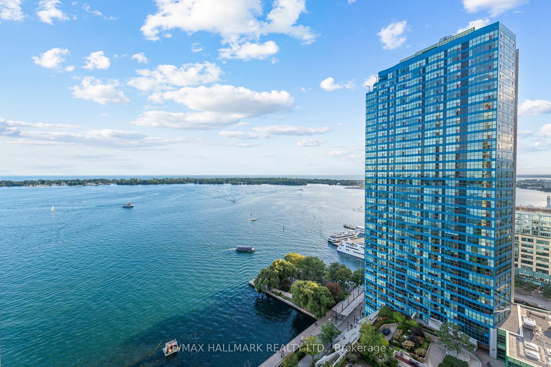 65 Harbour Square 2408 #2408, Toronto — Condo for sale, photo 1