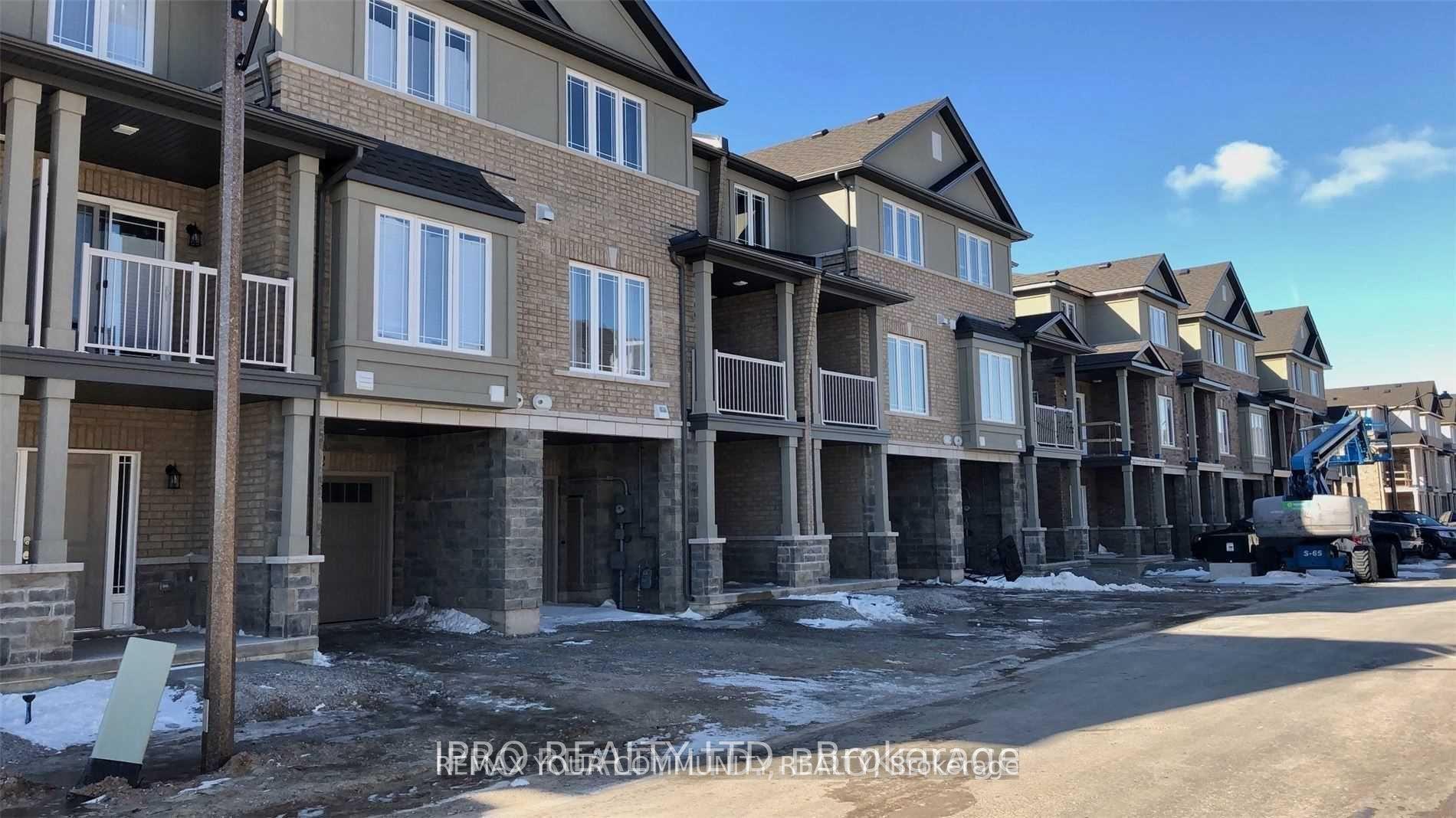 60 Waterlily Way — photo 1