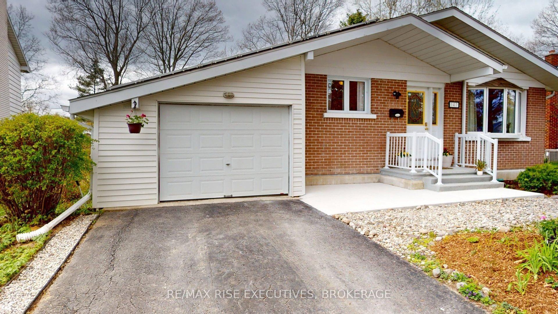 147 Braemar Road — photo 1