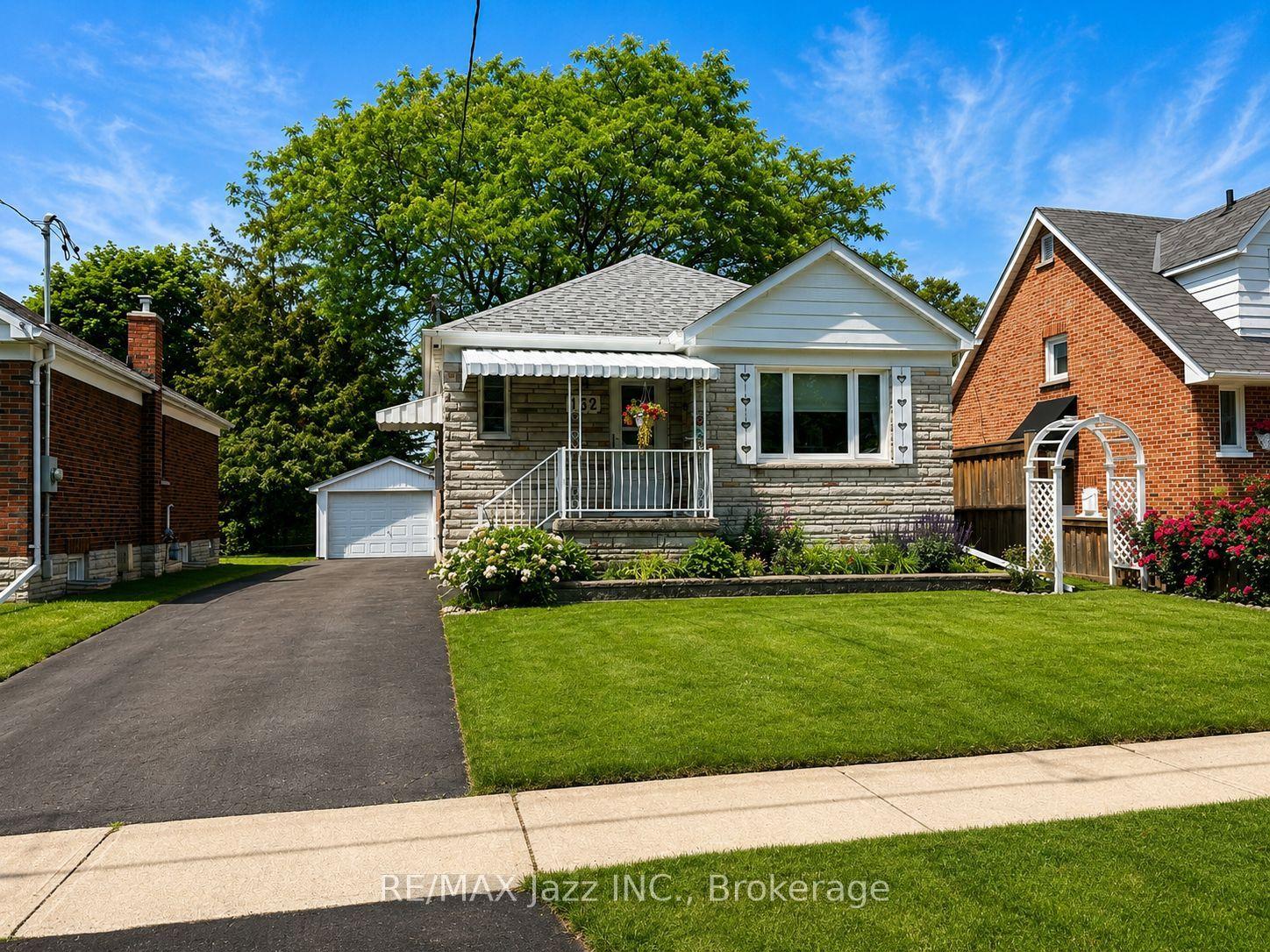 132 Highland Avenue, Oshawa — Detached for sale, photo 1
