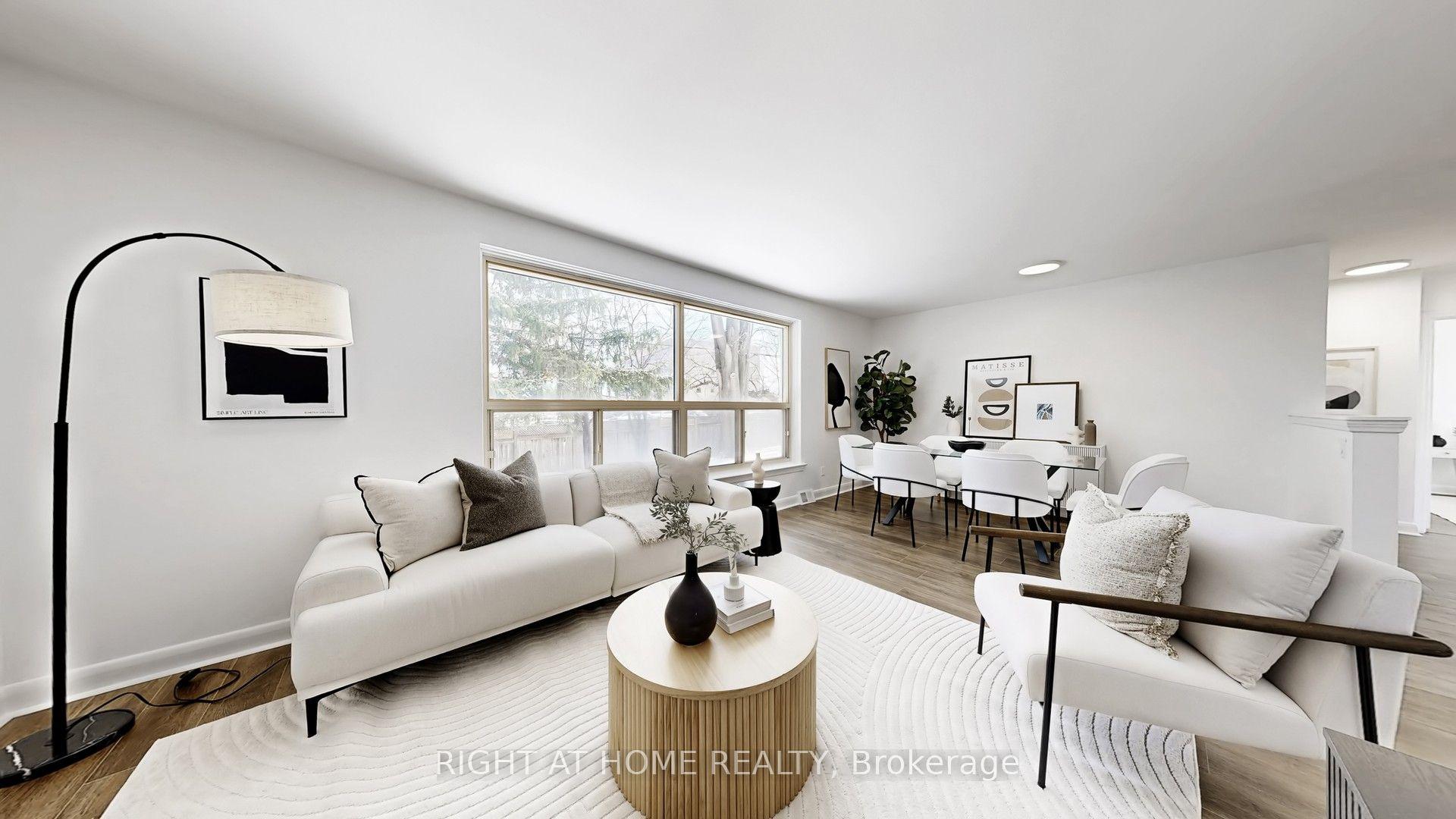 33 Sanderling Place, Toronto — Detached for sale, photo 1