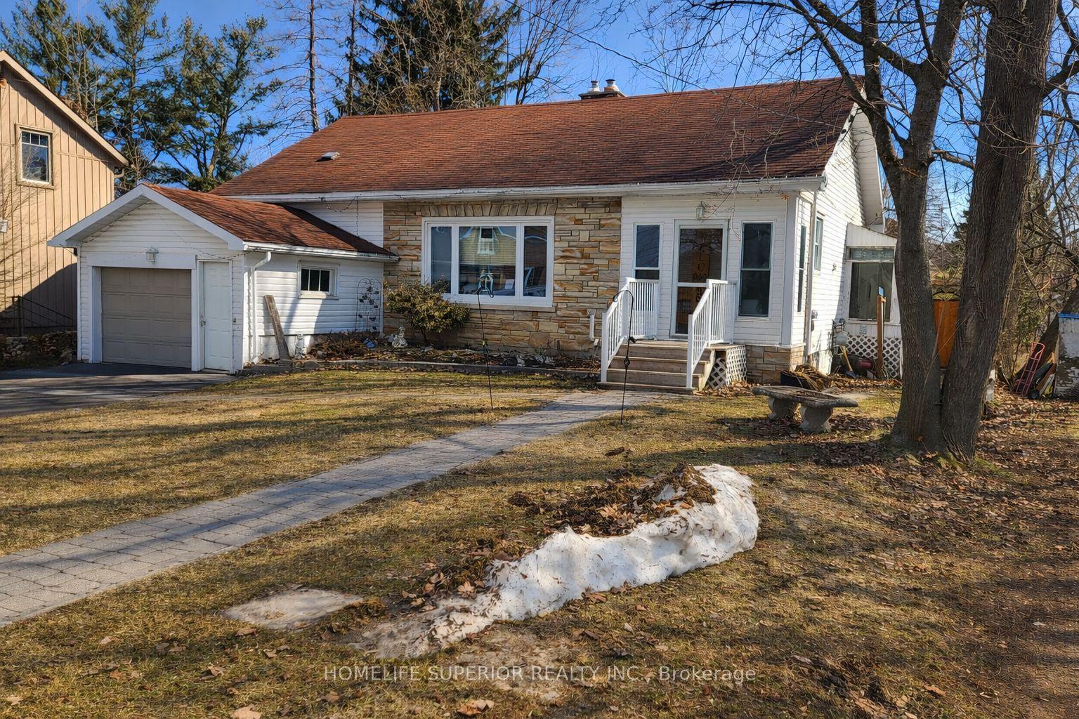 60 Forsyth Street W — photo 1