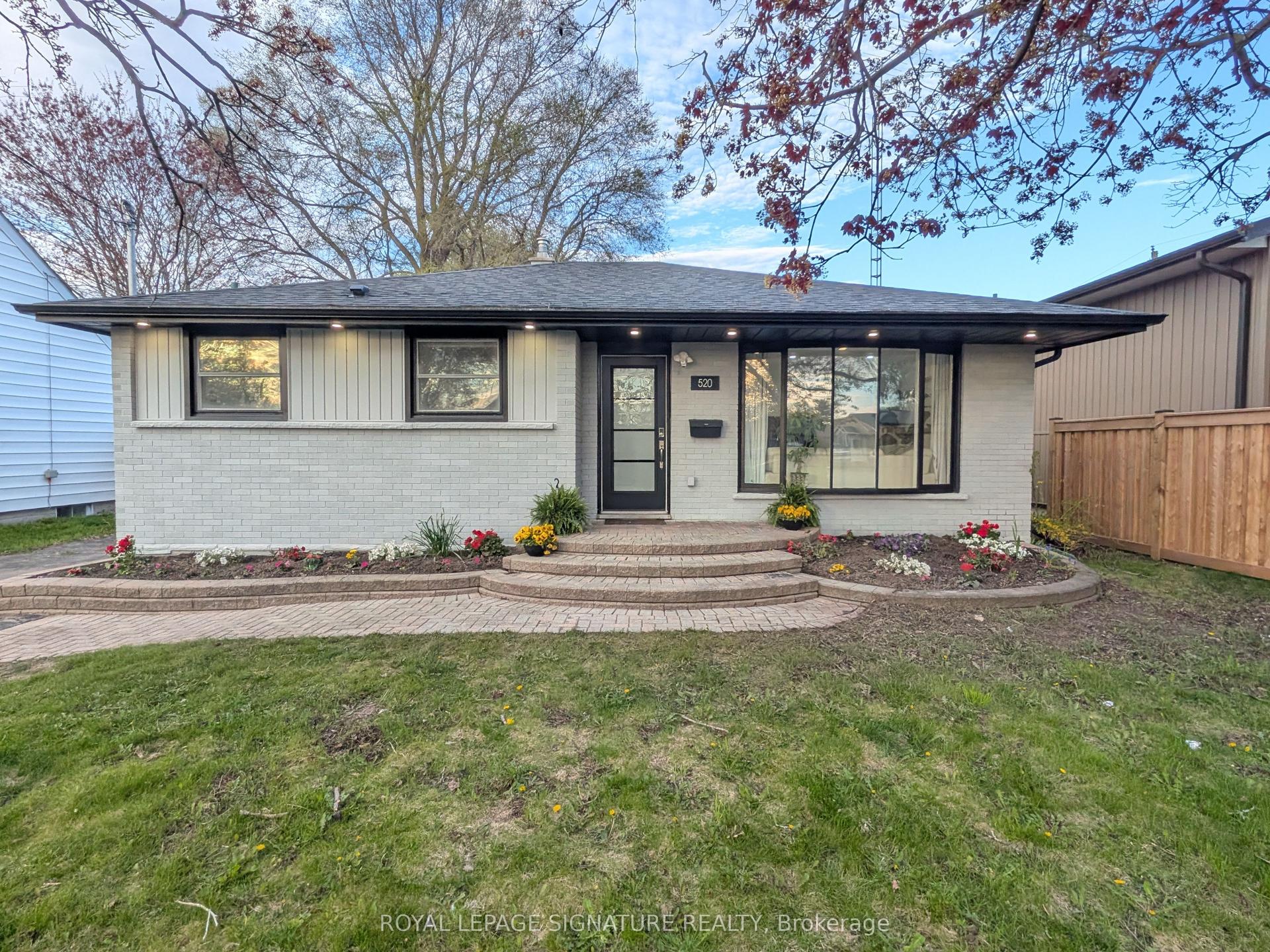 520 Burnham Street — photo 1