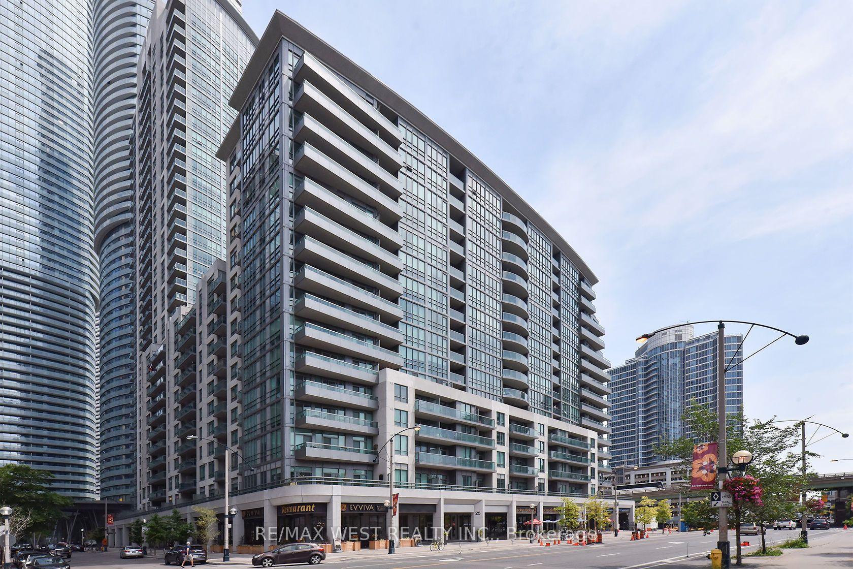25 Lower Simcoe Street 1512 #1512 — photo 1