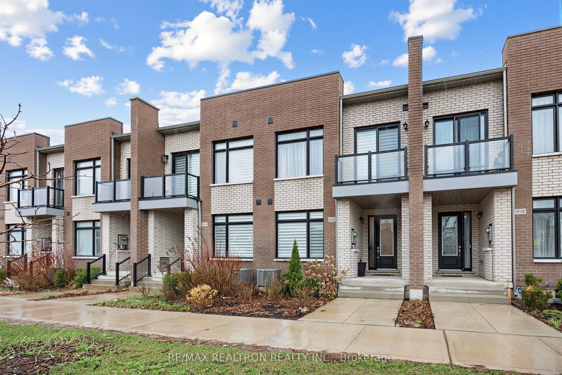 9532 Weston Road — photo 1