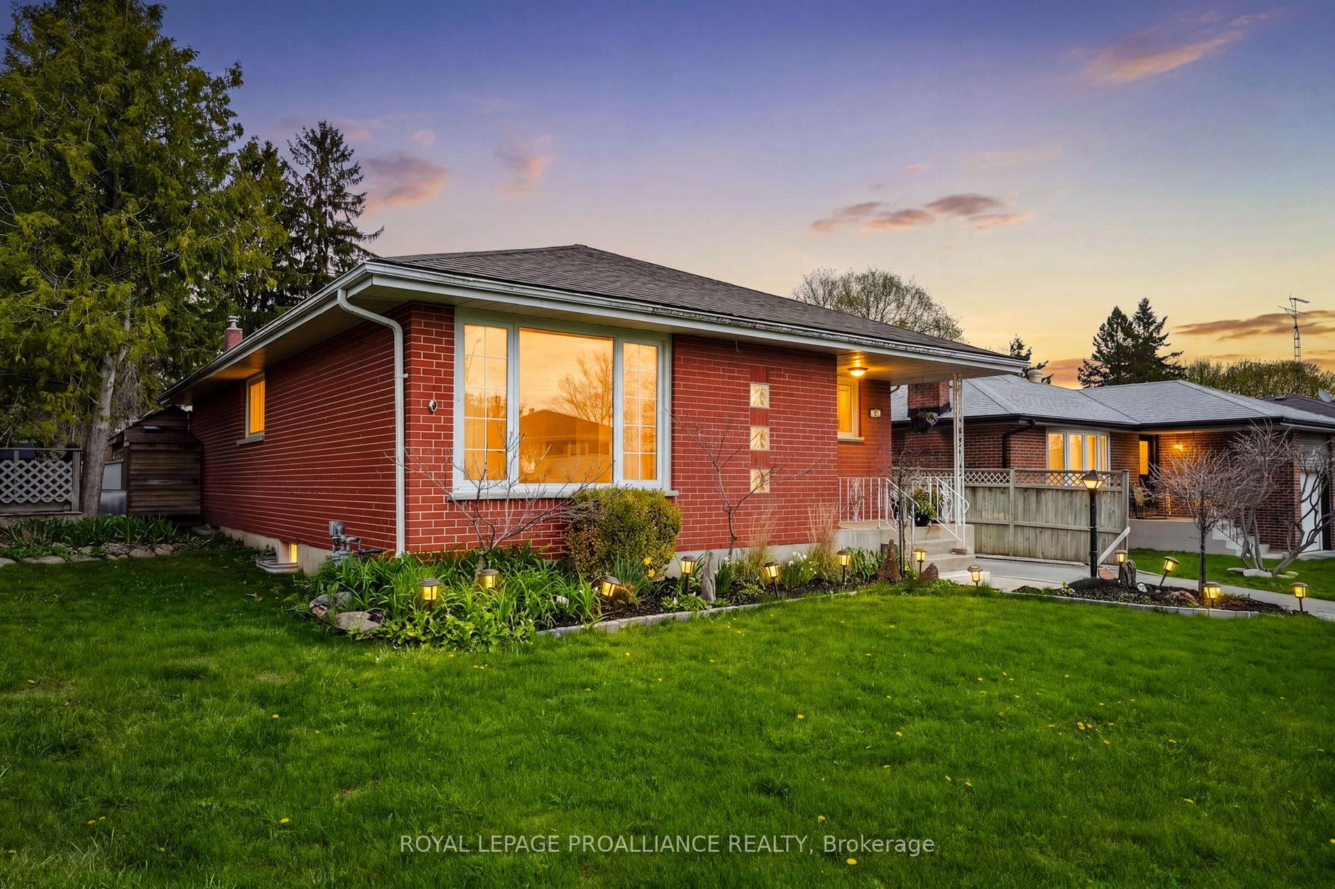 15 Gearin Street — photo 1