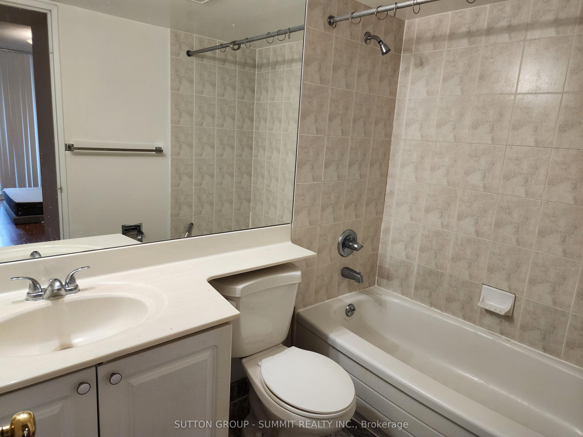750 Bay Street 1905 #1905, Toronto — Condo for lease, photo 1