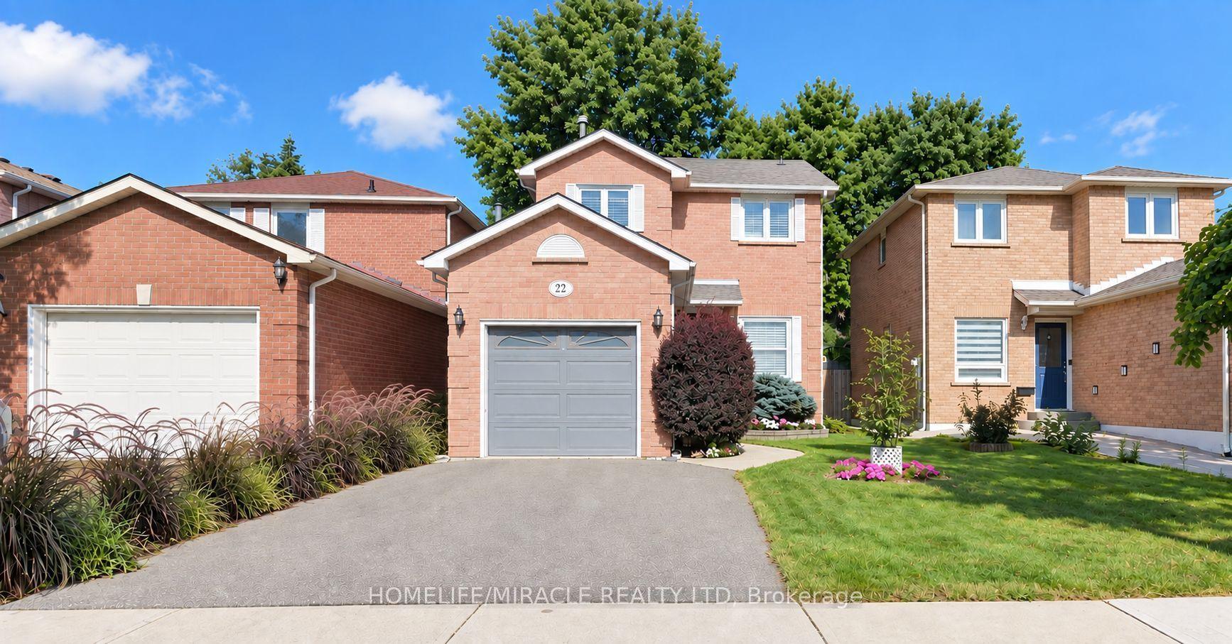 22 Murdoch Drive, Brampton — Detached for sale, photo 1