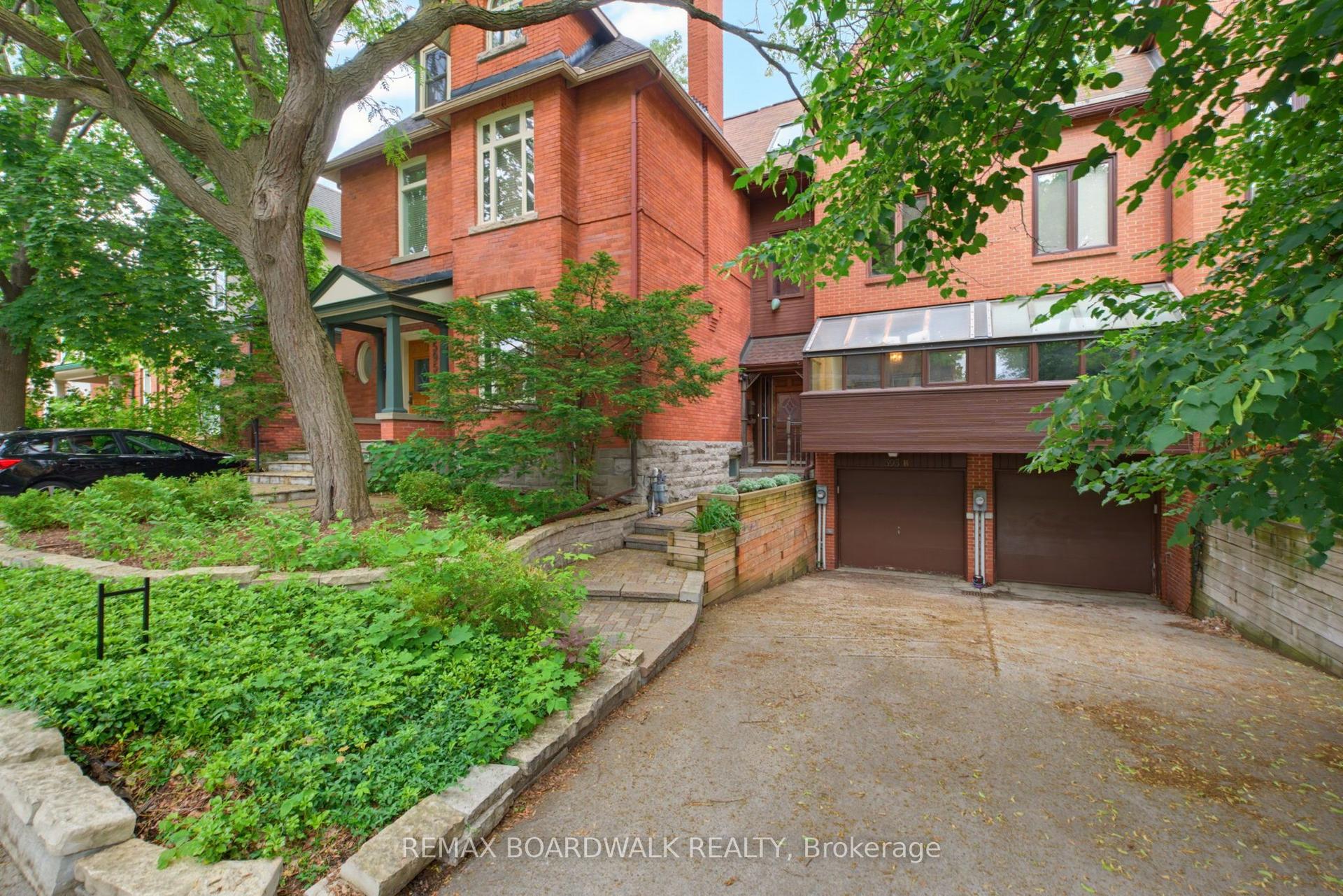 595 Besserer Street B #B — photo 1