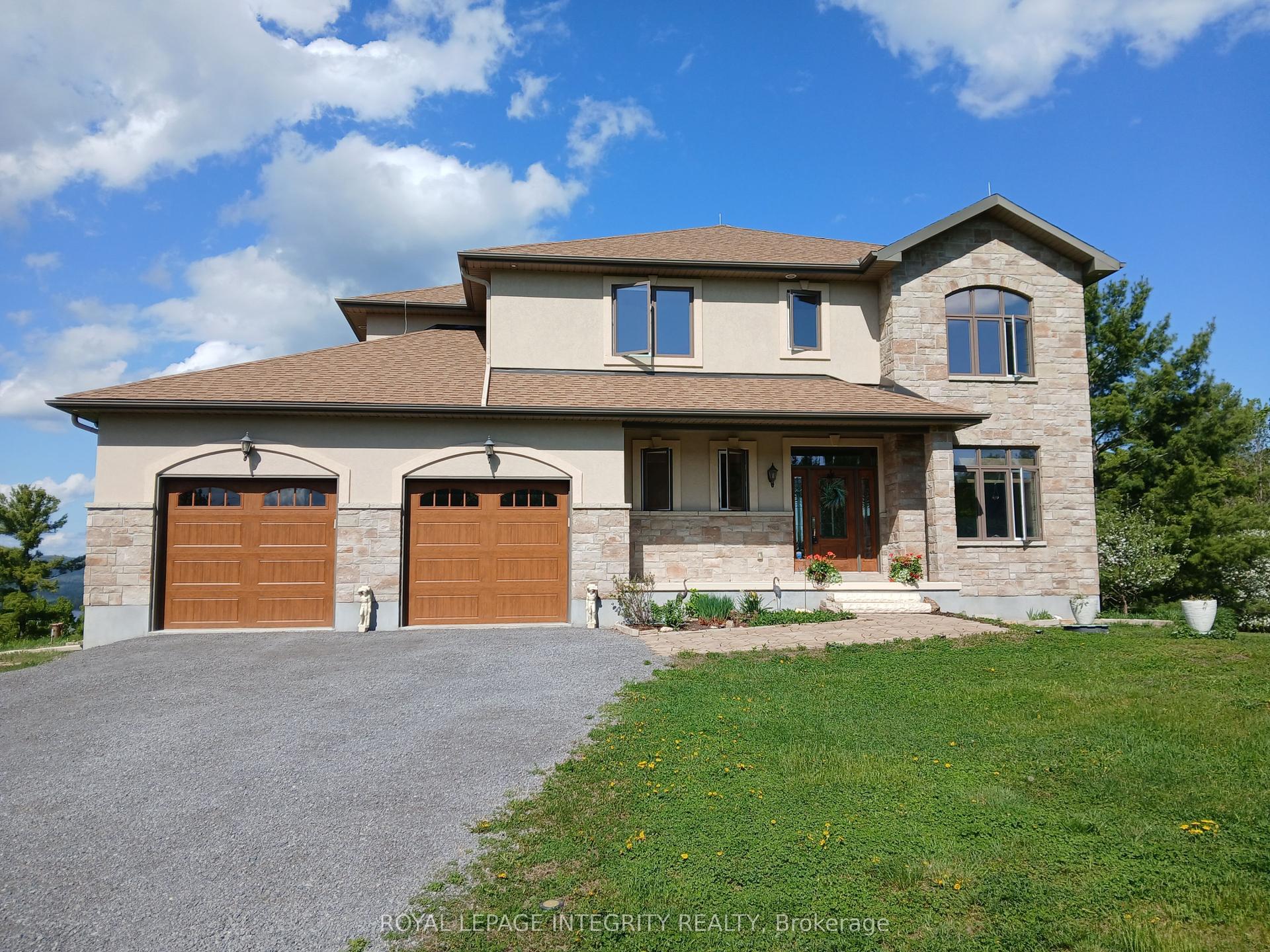 3052 Stoneridge Road — photo 1