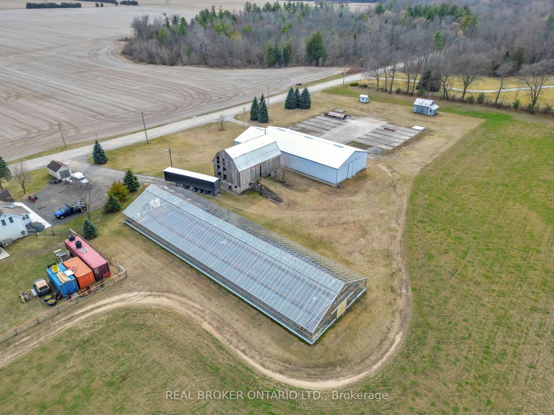 1135 Norfolk Cty 19 Road W — photo 1