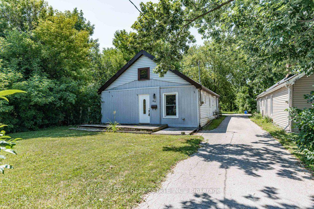69 Teal Avenue, Hamilton — Detached for lease, photo 1