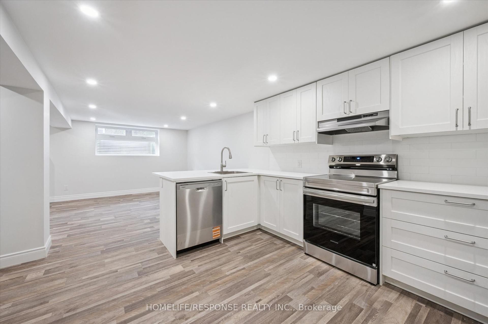 118 Selkirk Drive BSMT #BSMT — photo 1