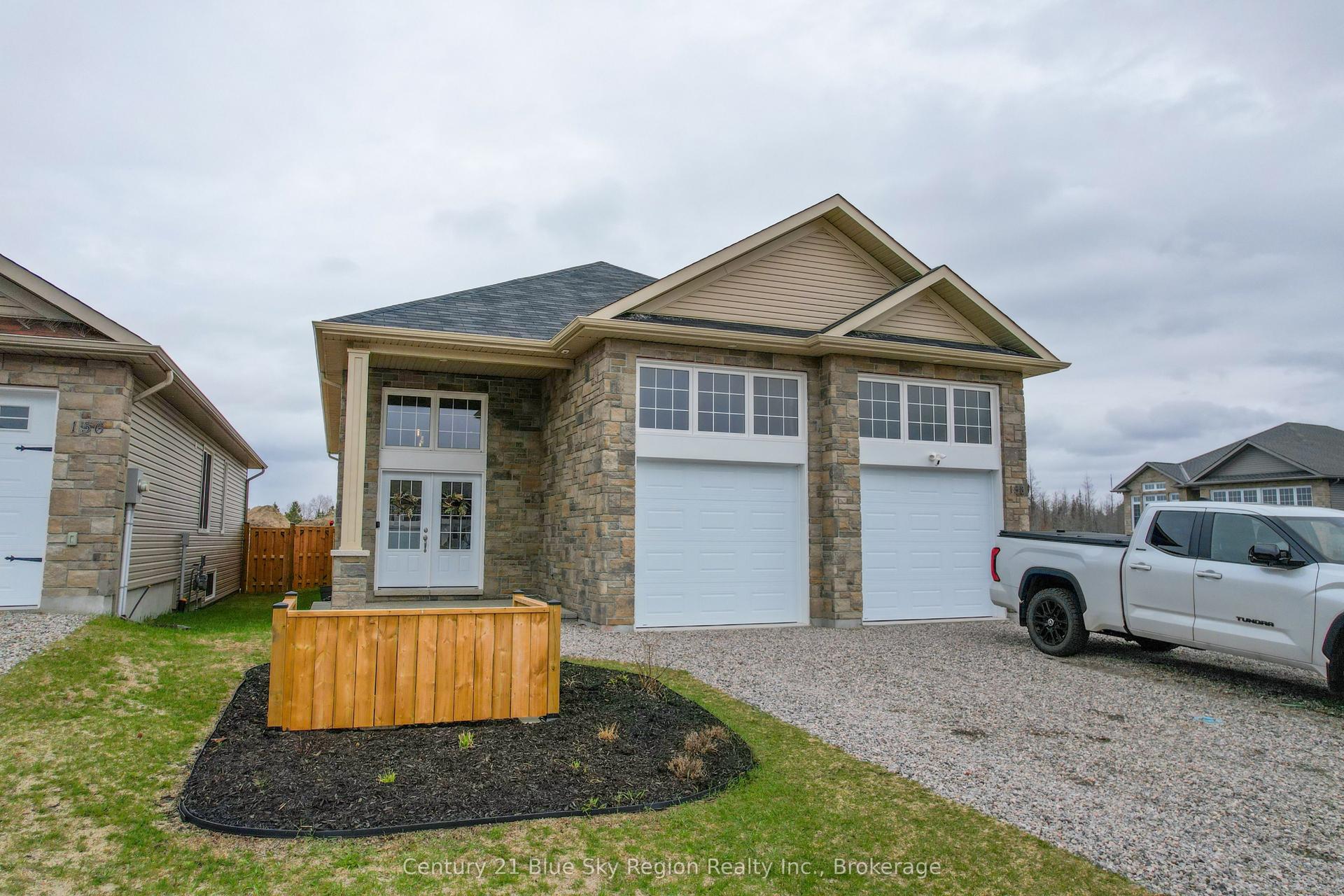 158 Turner Drive — photo 1