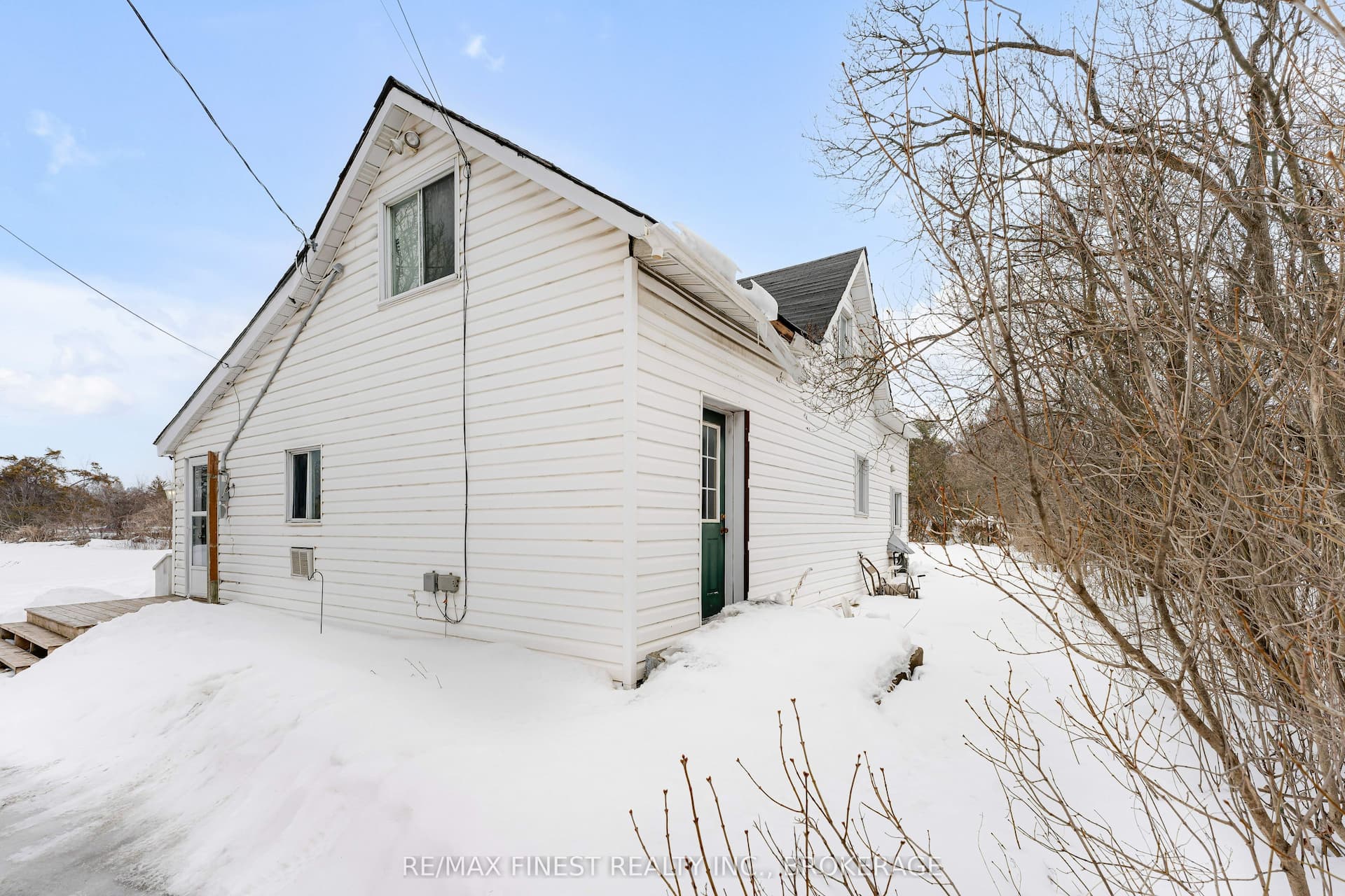 206 Main Street — photo 1