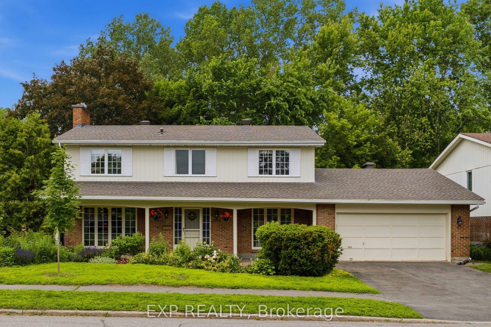 919 Plante Drive, Hunt Club - Windsor Park Village and Area — Detached for sale, photo 1