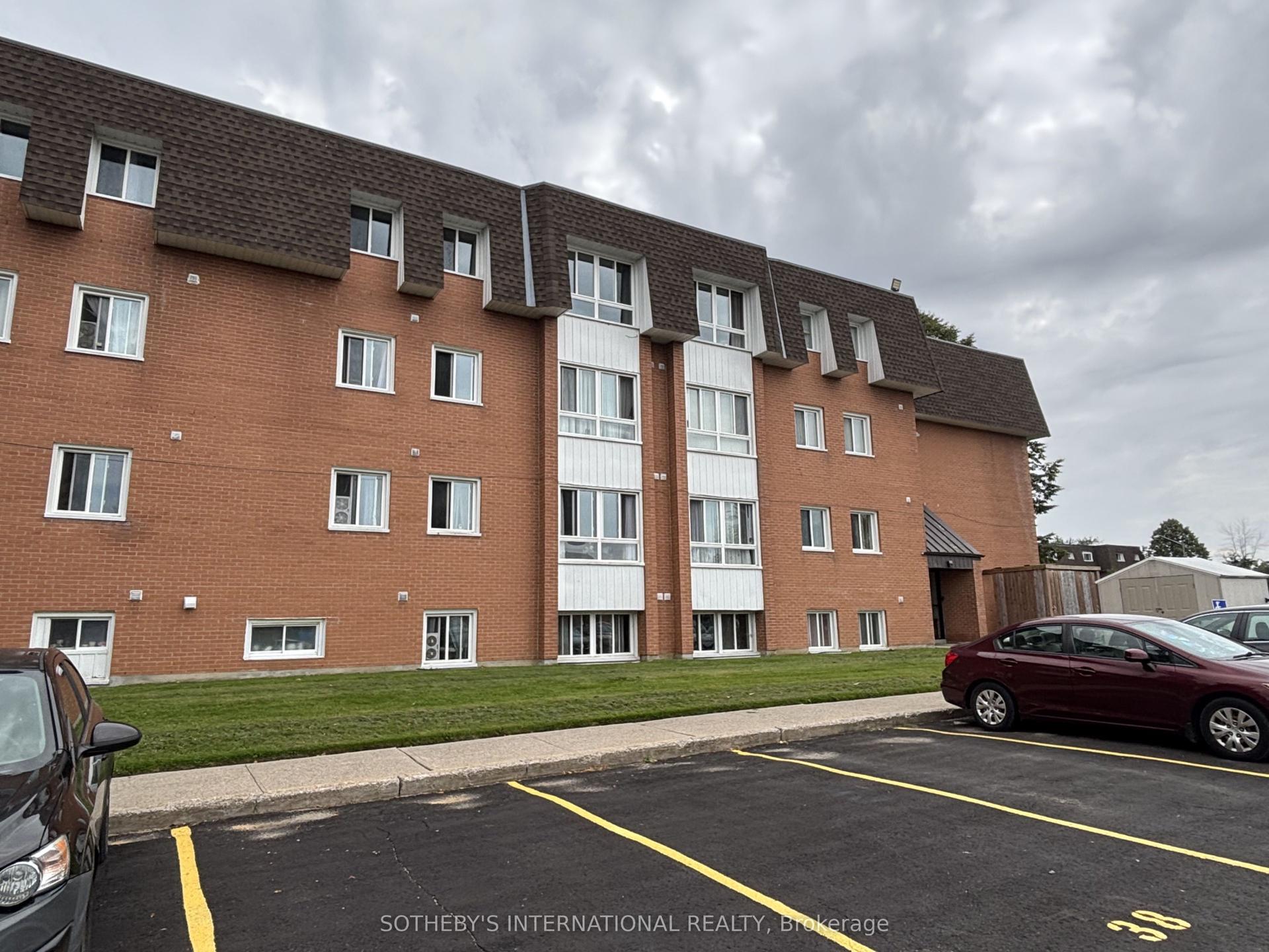 810 Kyle Court 205 #205, Brockville — Condo for sale, photo 1