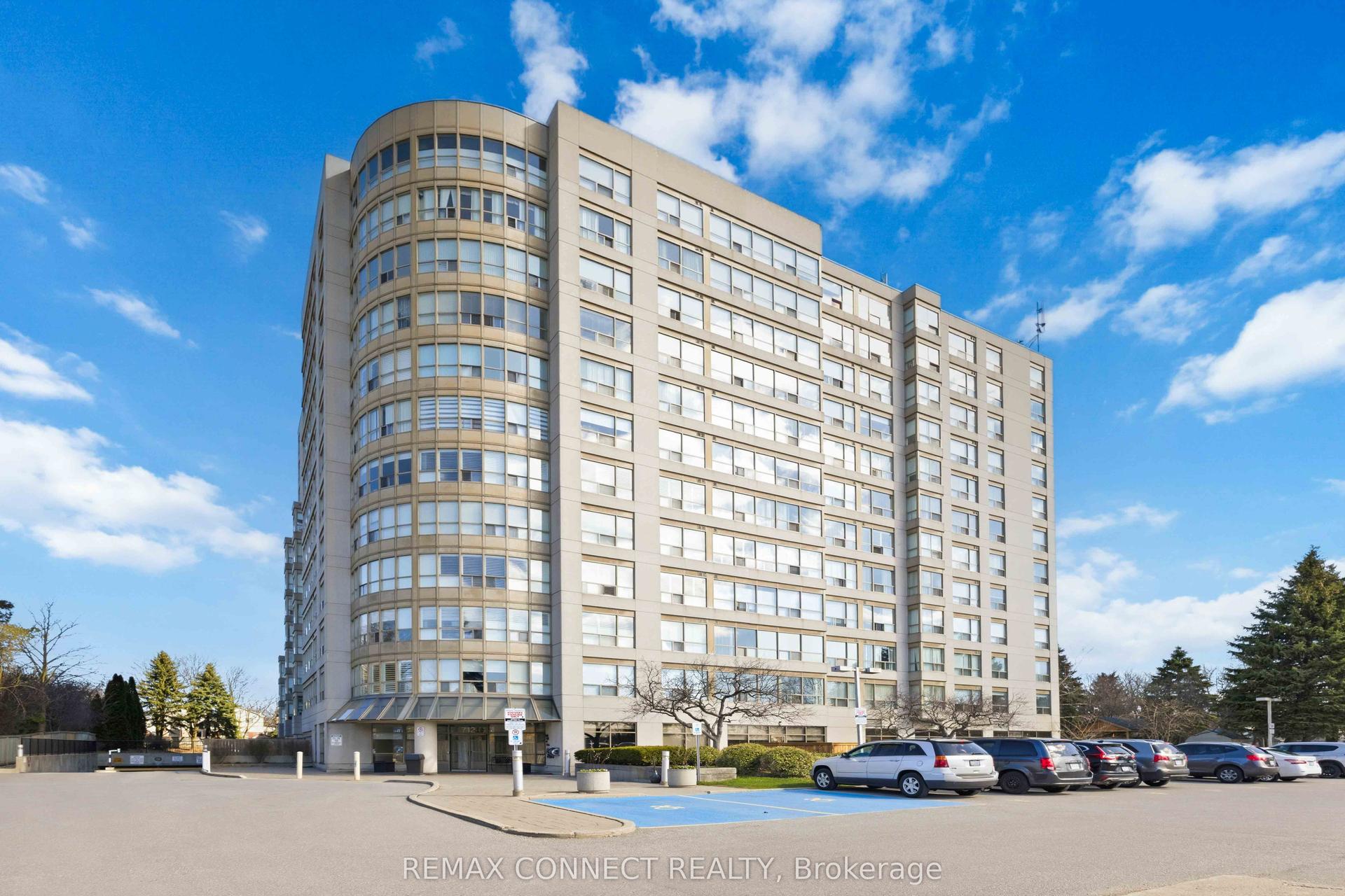 712 Rossland Road 814 #814 — photo 1