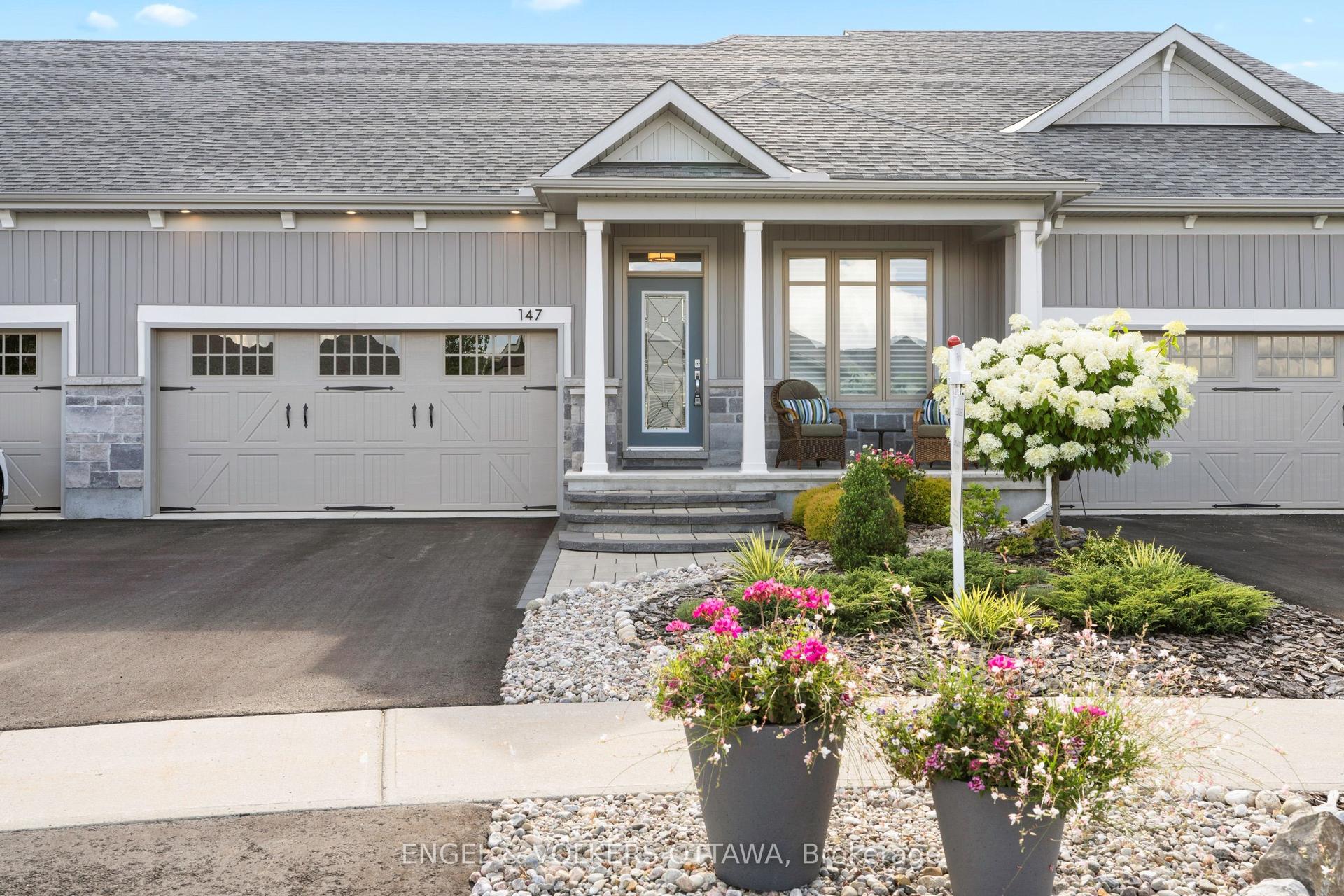 147 Blackhorse Drive, North Grenville — Townhouse for sale, photo 1