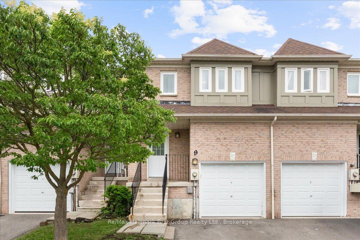 9 Alexis Way — photo 1