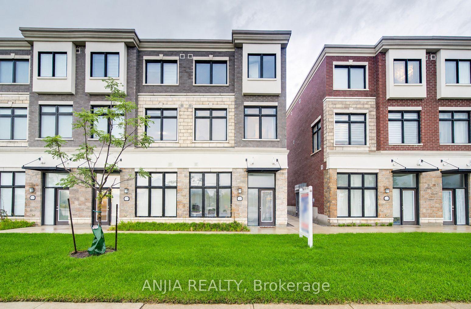 5448 Main Street, Whitchurch-Stouffville — Townhouse for sale, photo 1