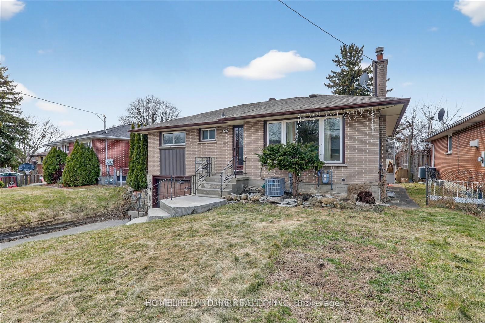 146 Oriole Street — photo 1