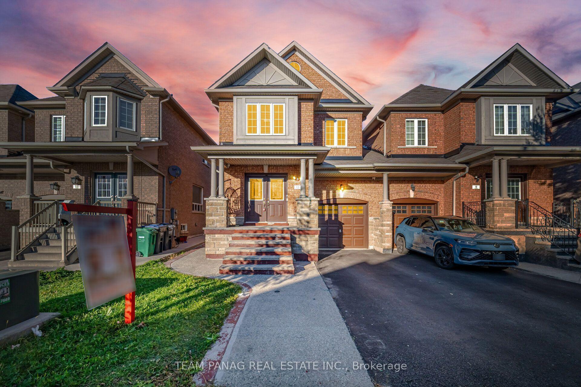 11 Peachill Court, Brampton — Semi-Detached for sale, photo 1