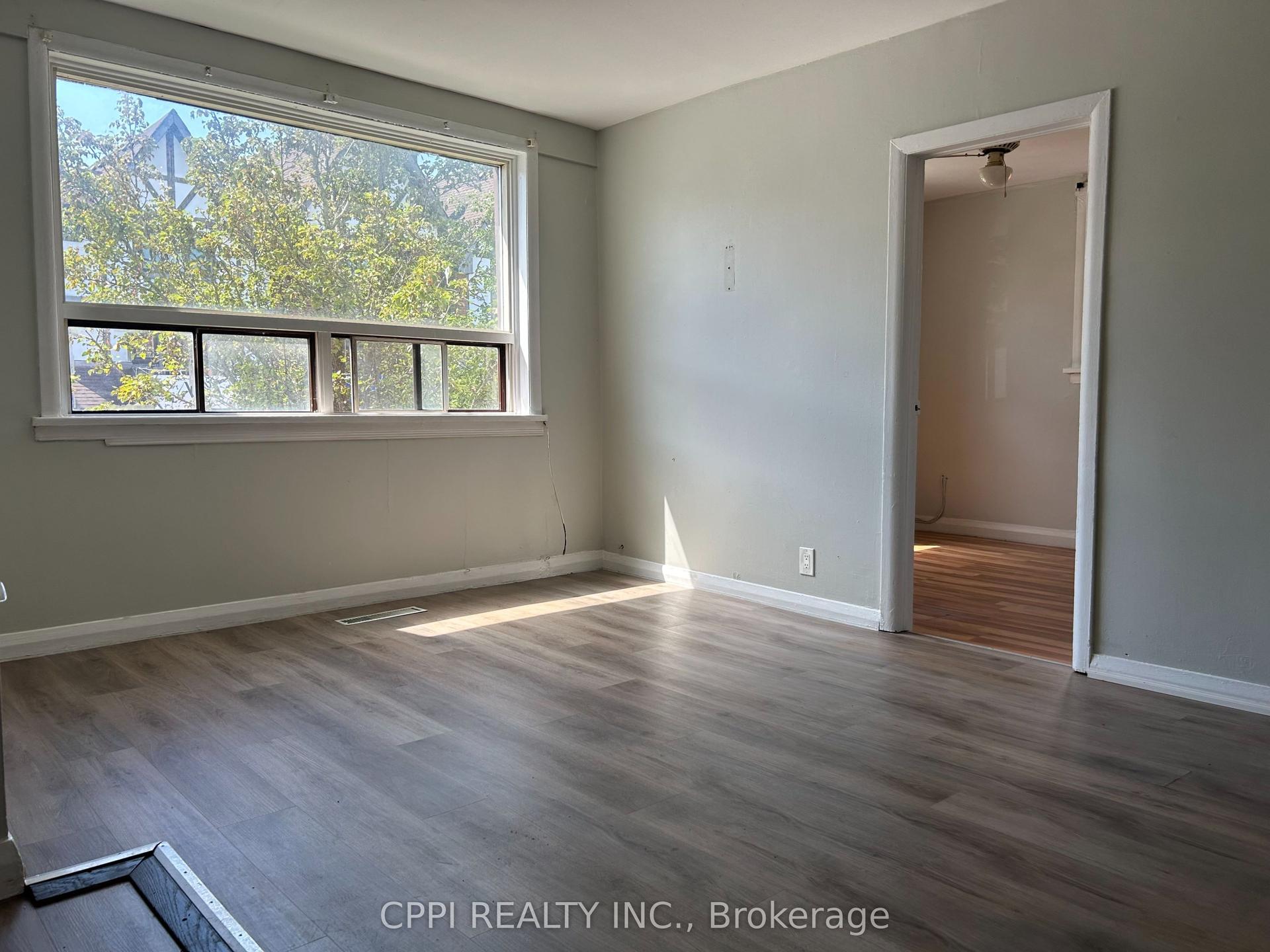 106 Old Kingston Road 201 #201, Ajax — Multiplex for lease, photo 1