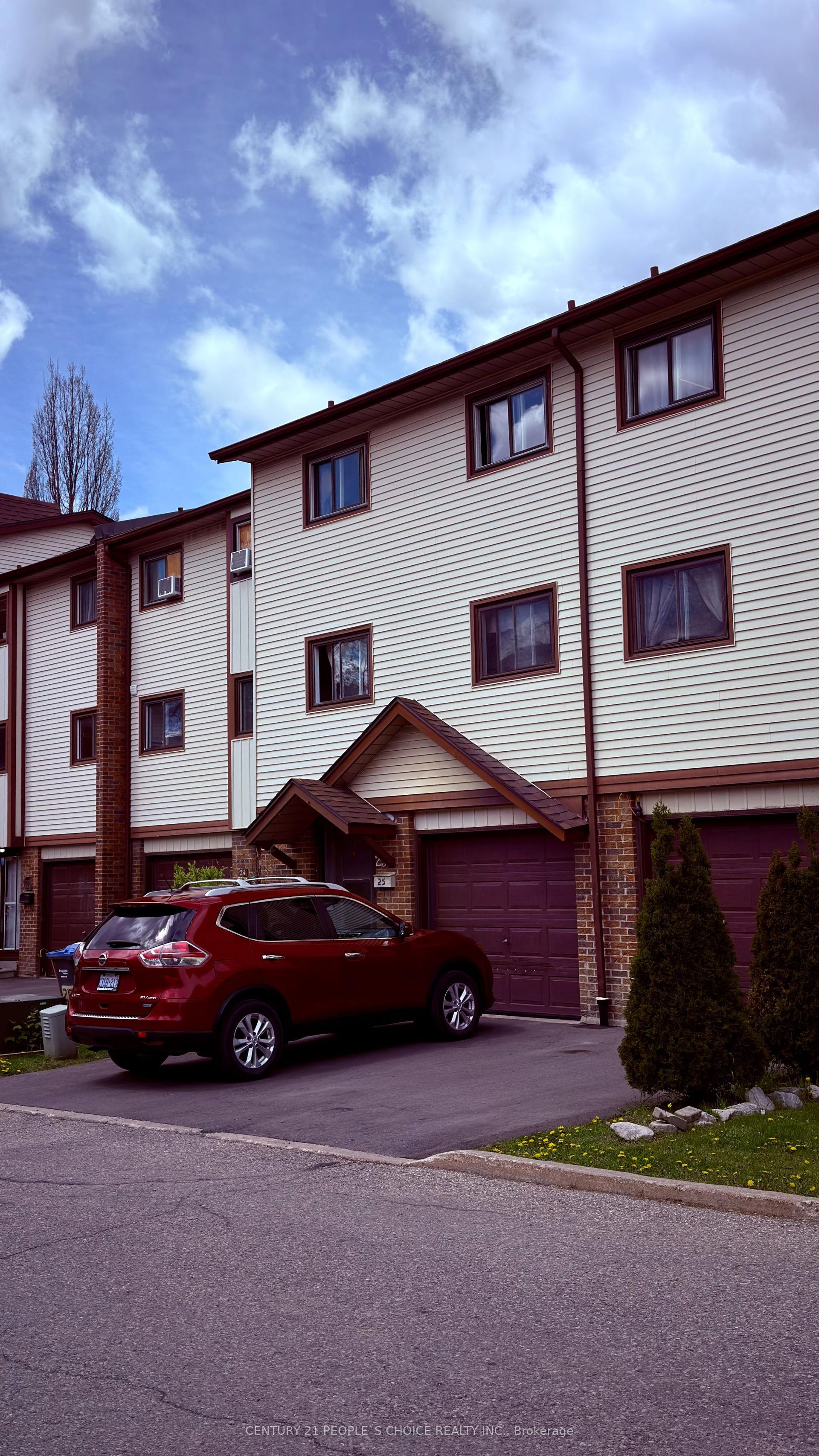 25 Mccallum Court, Brampton — Condo Town for sale, photo 1