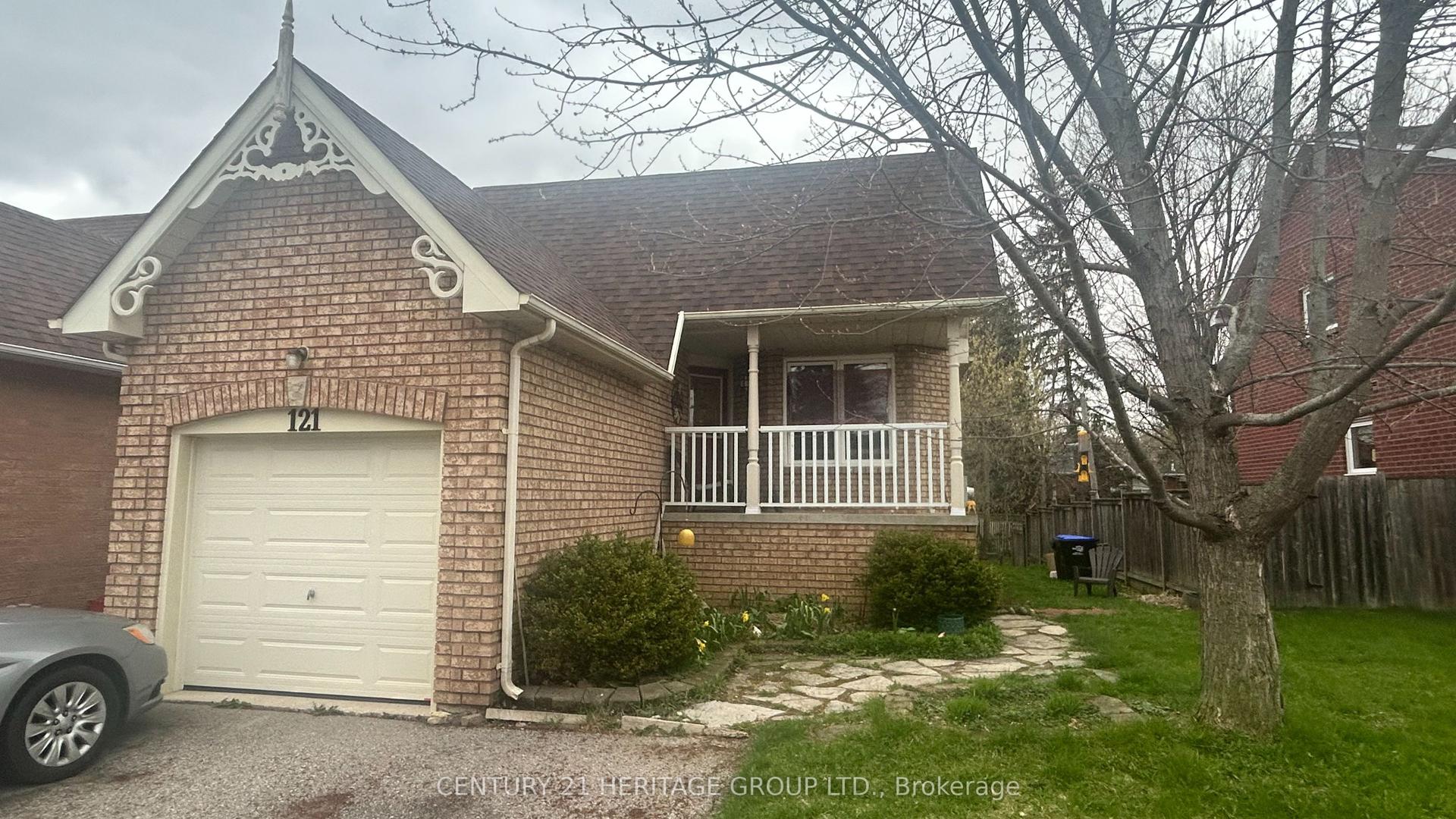 121 Heydon Avenue Upper #Upper — photo 1