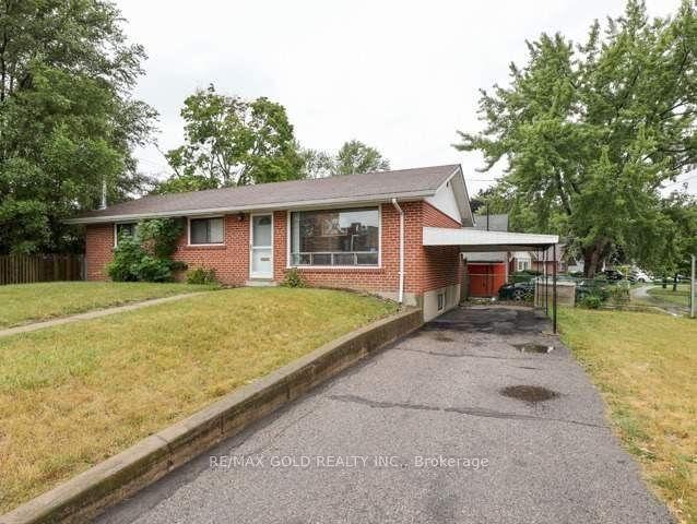 2 Orton Park Road BSMNT #BSMNT, Toronto — Detached for lease, photo 1
