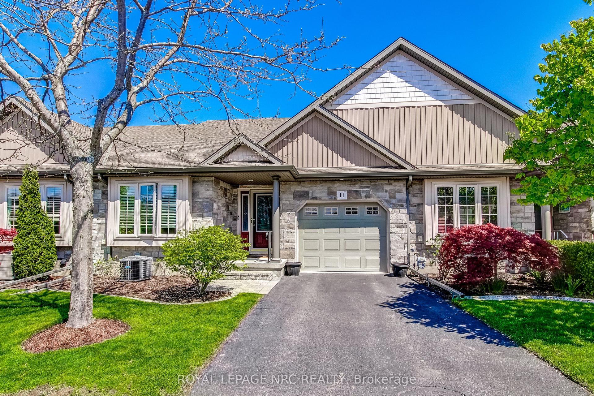 11 Rose Glen Crescent — photo 1