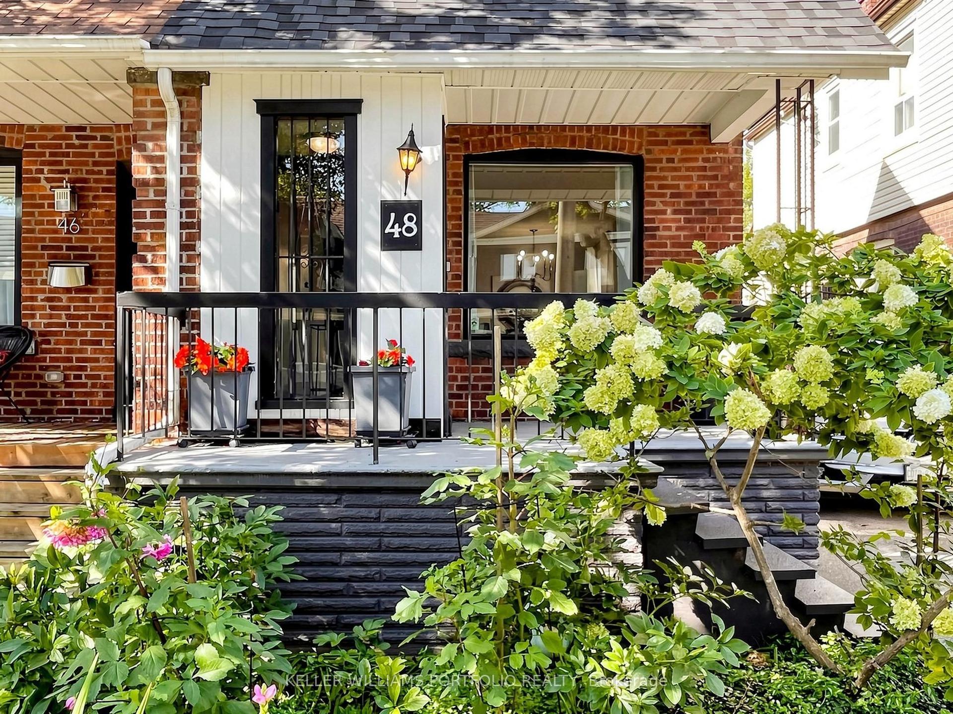 48 Hiltz Avenue, Toronto — Semi-Detached for sale, photo 1