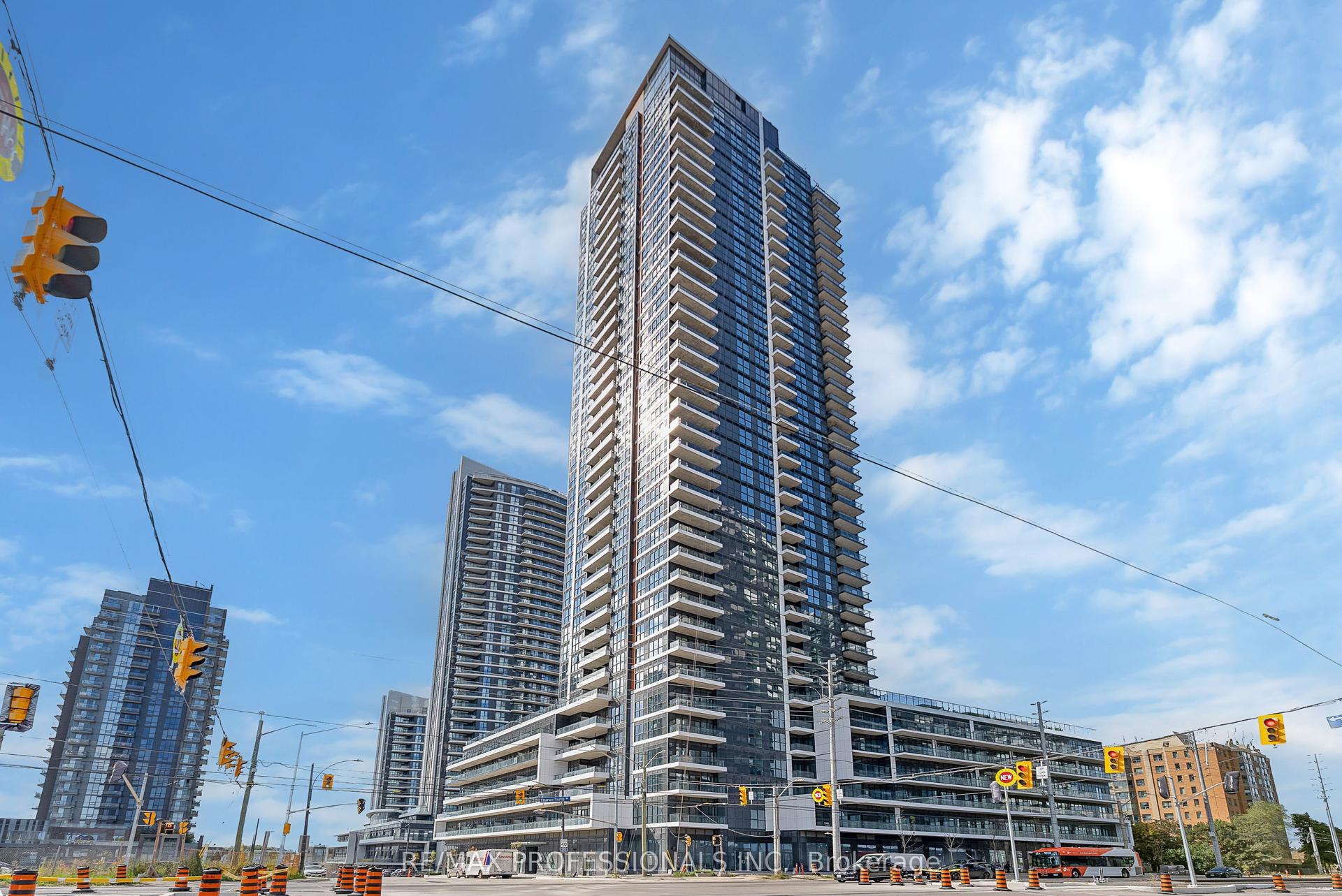 15 Watergarden Drive 410 #410, Mississauga — Condo for lease, photo 1