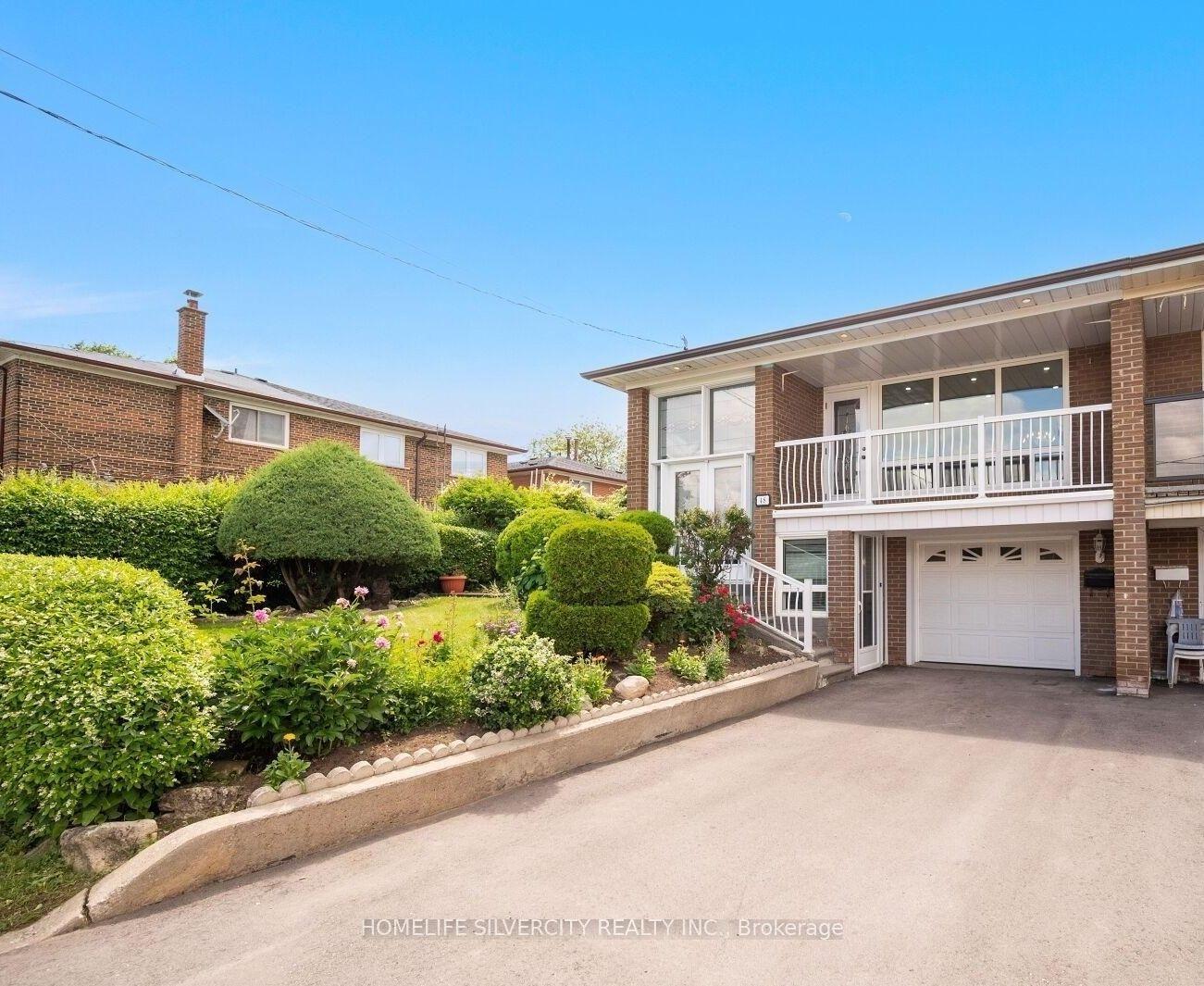 48 Sorlyn Avenue, Toronto — Semi-Detached for lease, photo 1