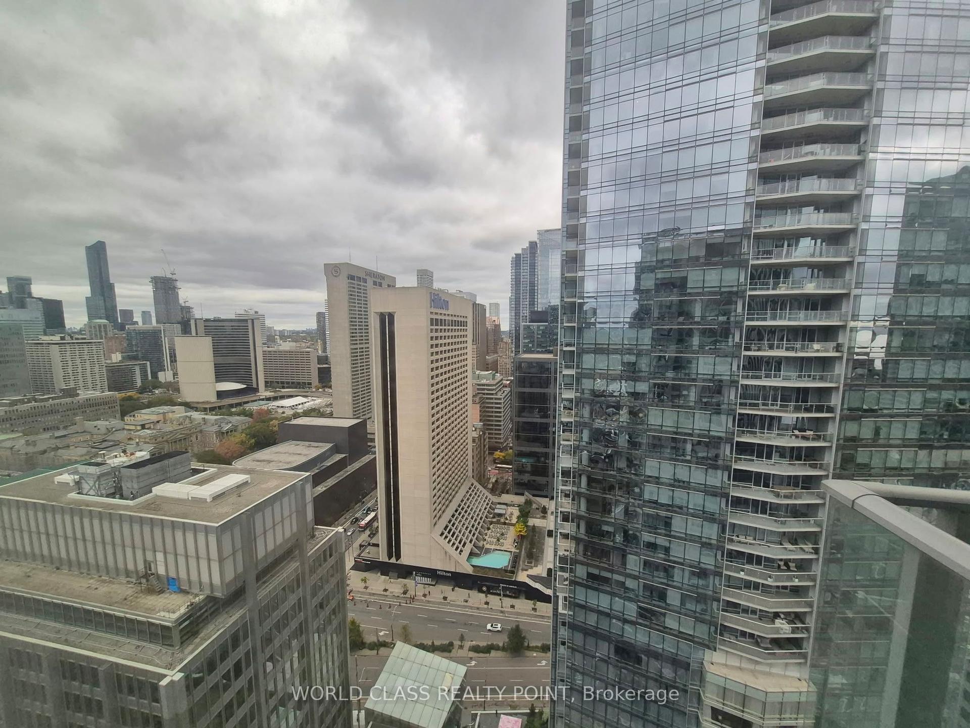 126 Simcoe Street 3007 #3007, Toronto — Condo for lease, photo 1