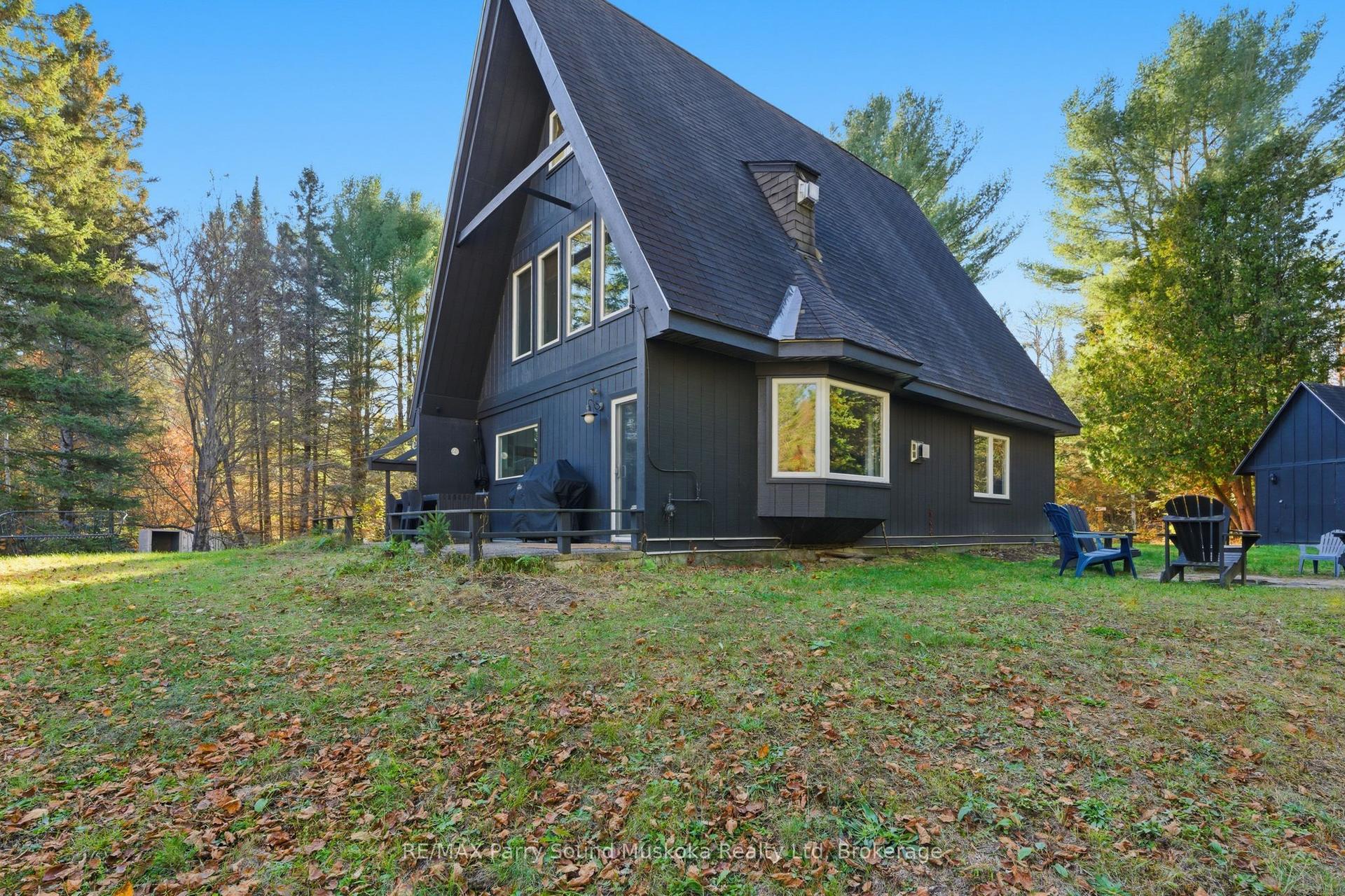 39 Groeger Road, Huntsville — Detached for sale, photo 1