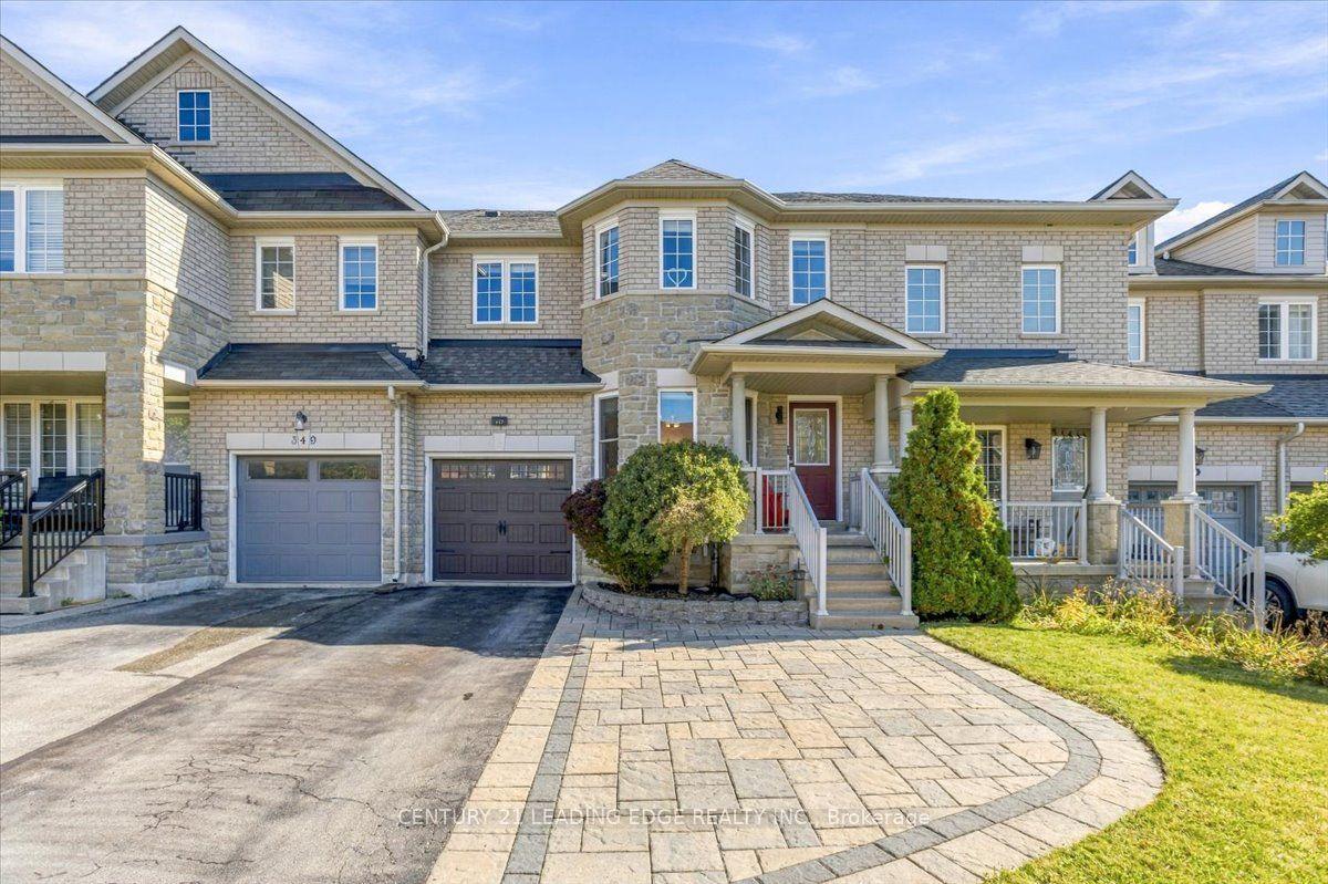 347 Woodfern Way, Newmarket — Townhouse for sale, photo 1