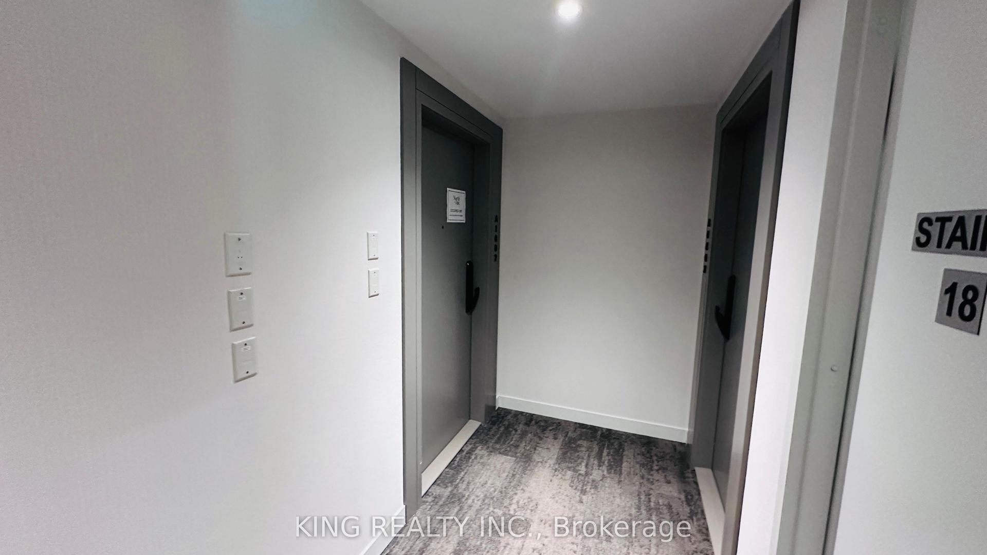 3079 Trafalgar Road 1802 #1802, Oakville — Condo for lease, photo 1