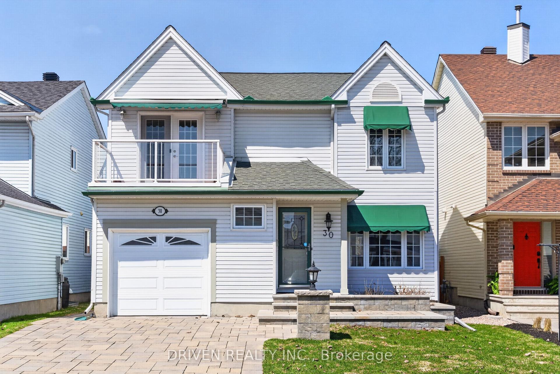 30 Peacock Crescent — photo 1