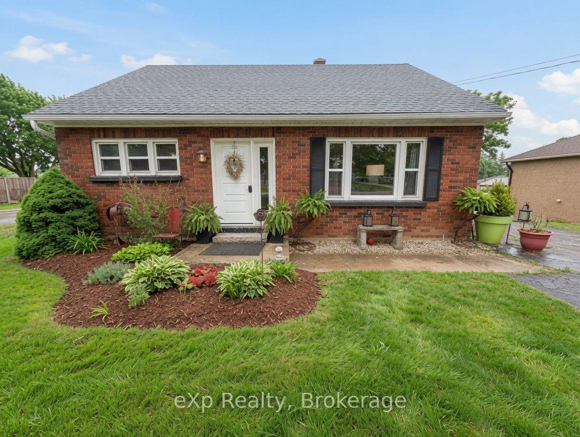 1043 9 Highway, South Bruce — Detached for sale, photo 1