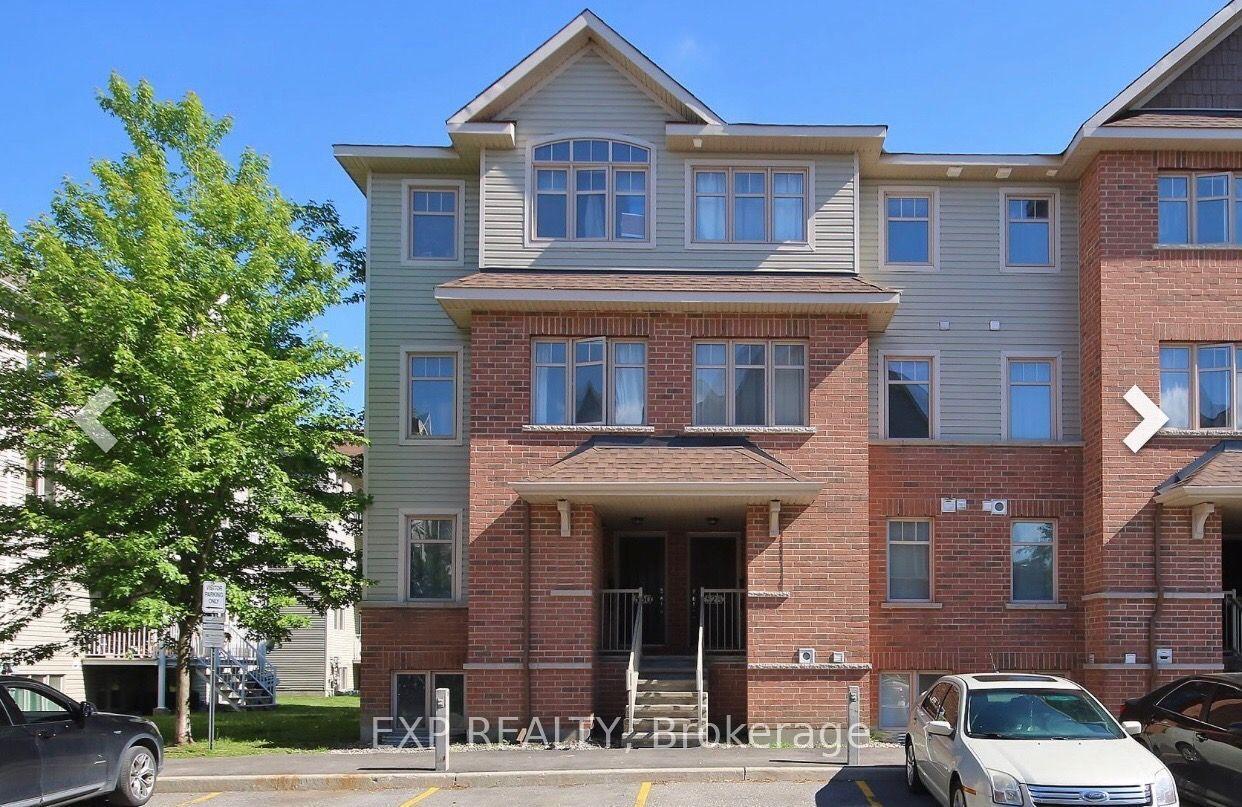 526 Reardon Private, Hunt Club - South Keys and Area — Condo Town for lease, photo 1