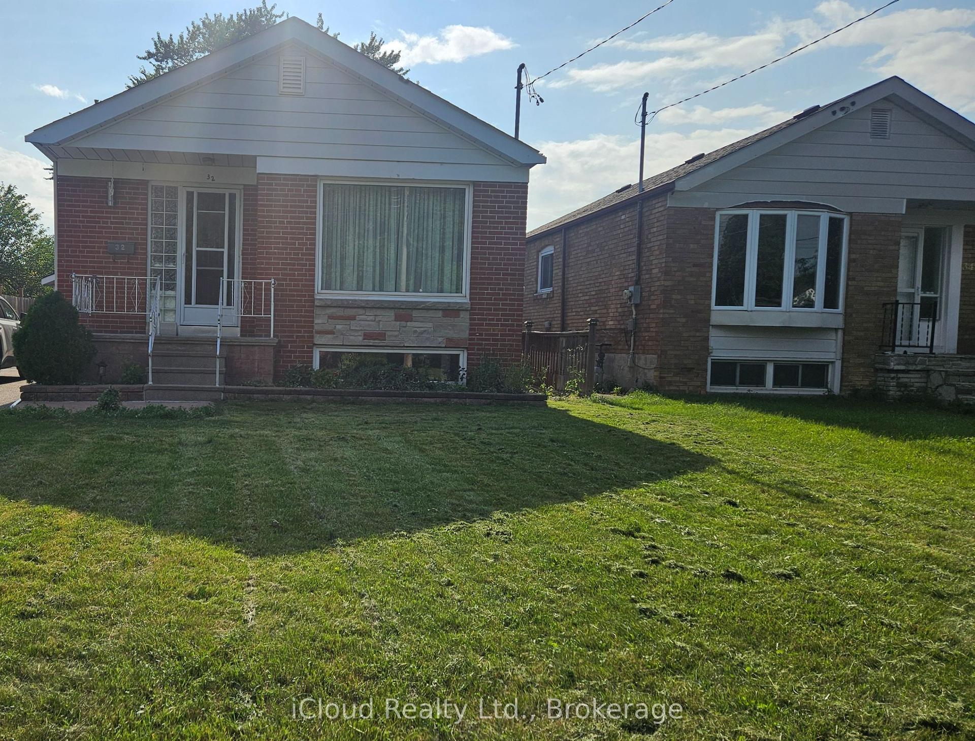 32 Frey Crescent MAIN #MAIN, Toronto — Detached for lease, photo 1