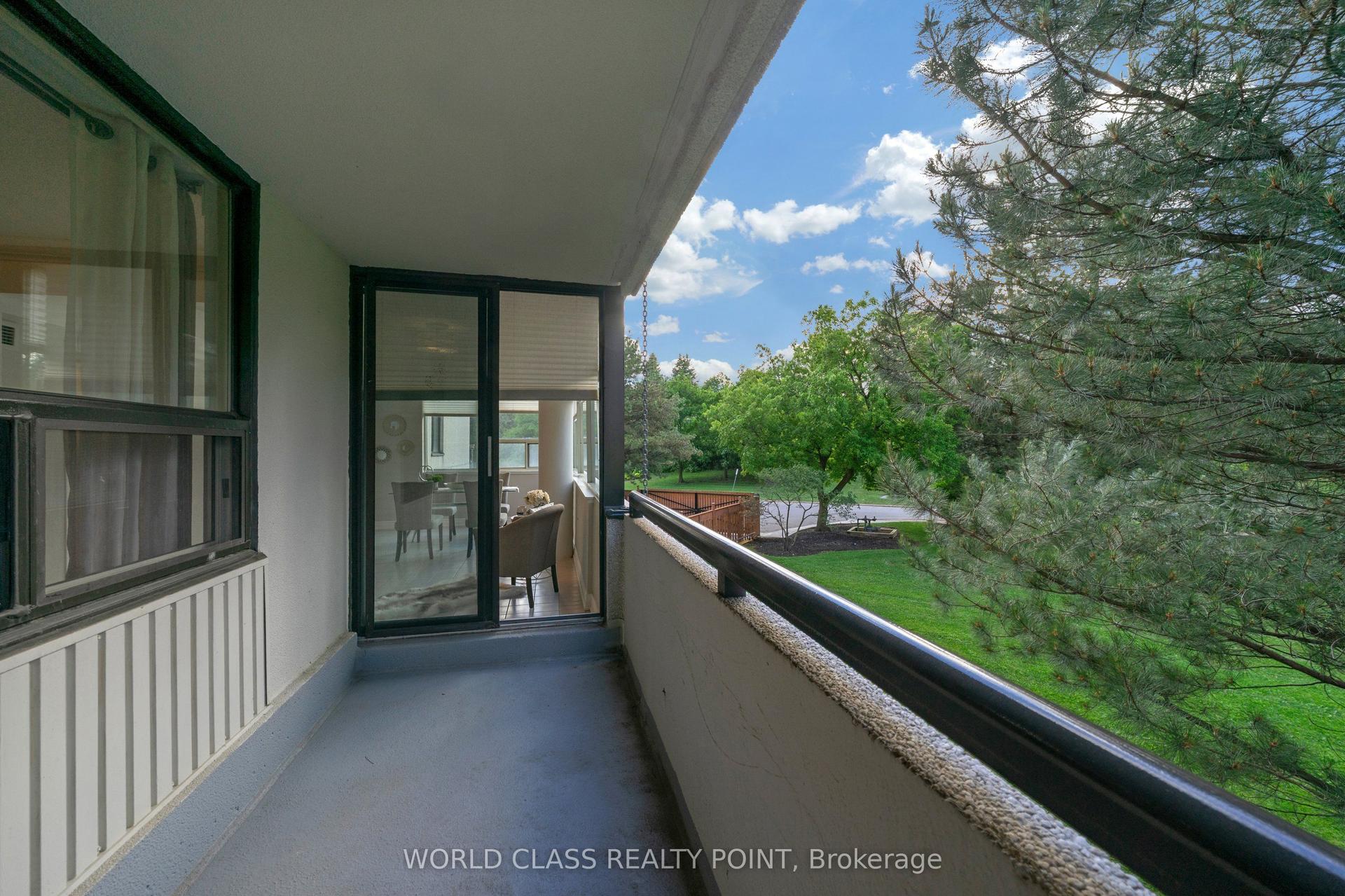 40 Harding Boulevard W 201 #201, Richmond Hill — Condo for lease, photo 1