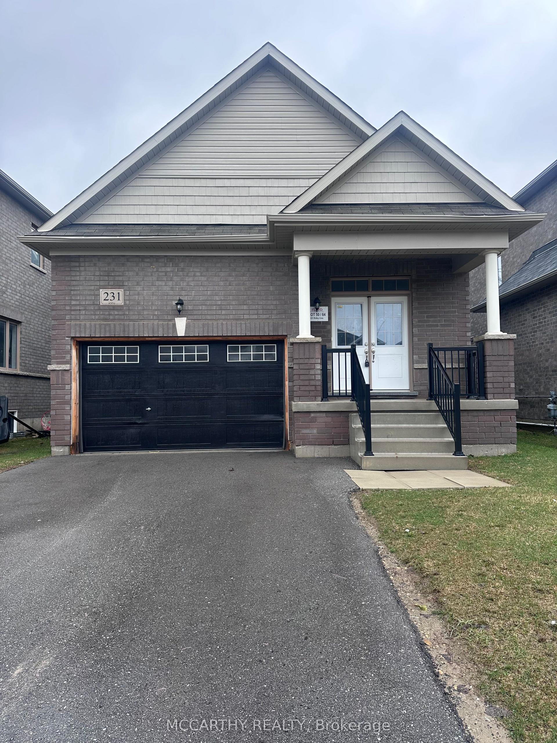 231 Ridley Crescent — photo 1
