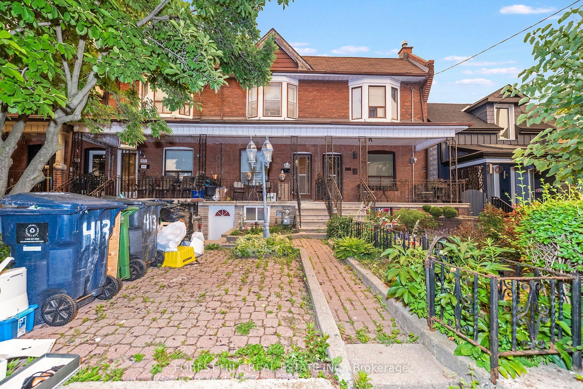 413 Westmoreland Avenue N, Toronto — Townhouse for sale, photo 1